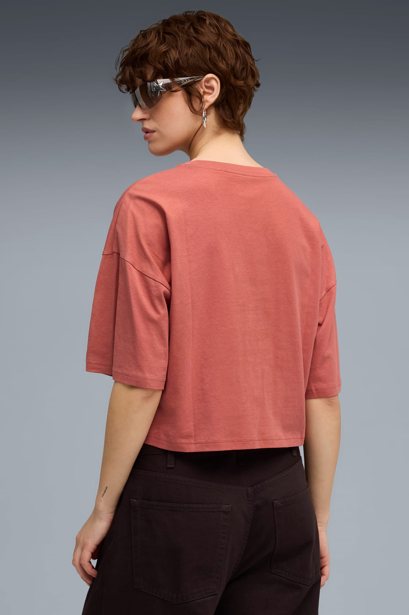 Wardrobe Essentials Women's Oversized Short Tee - 4