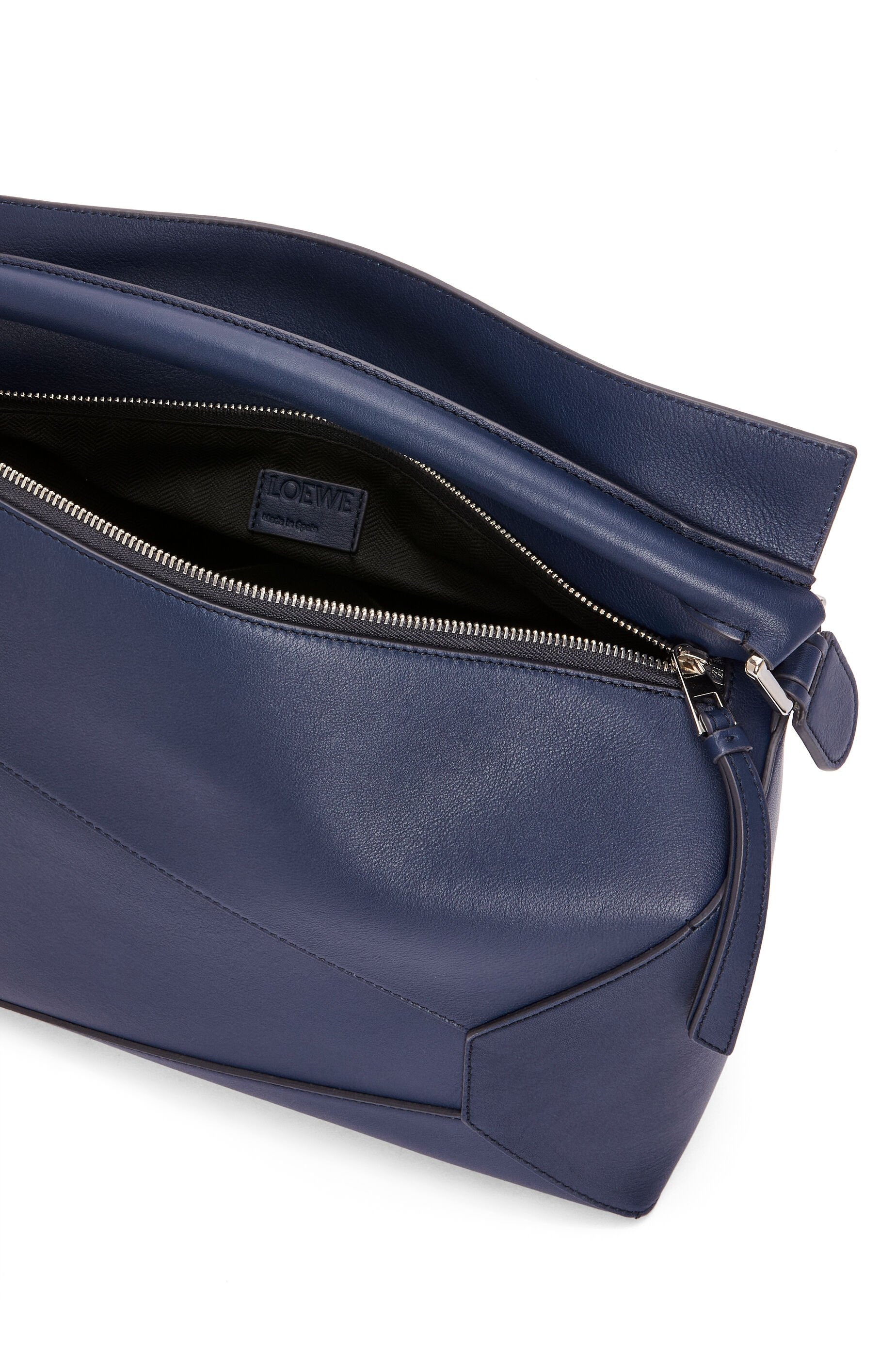 Large Puzzle bag in classic calfskin - 8