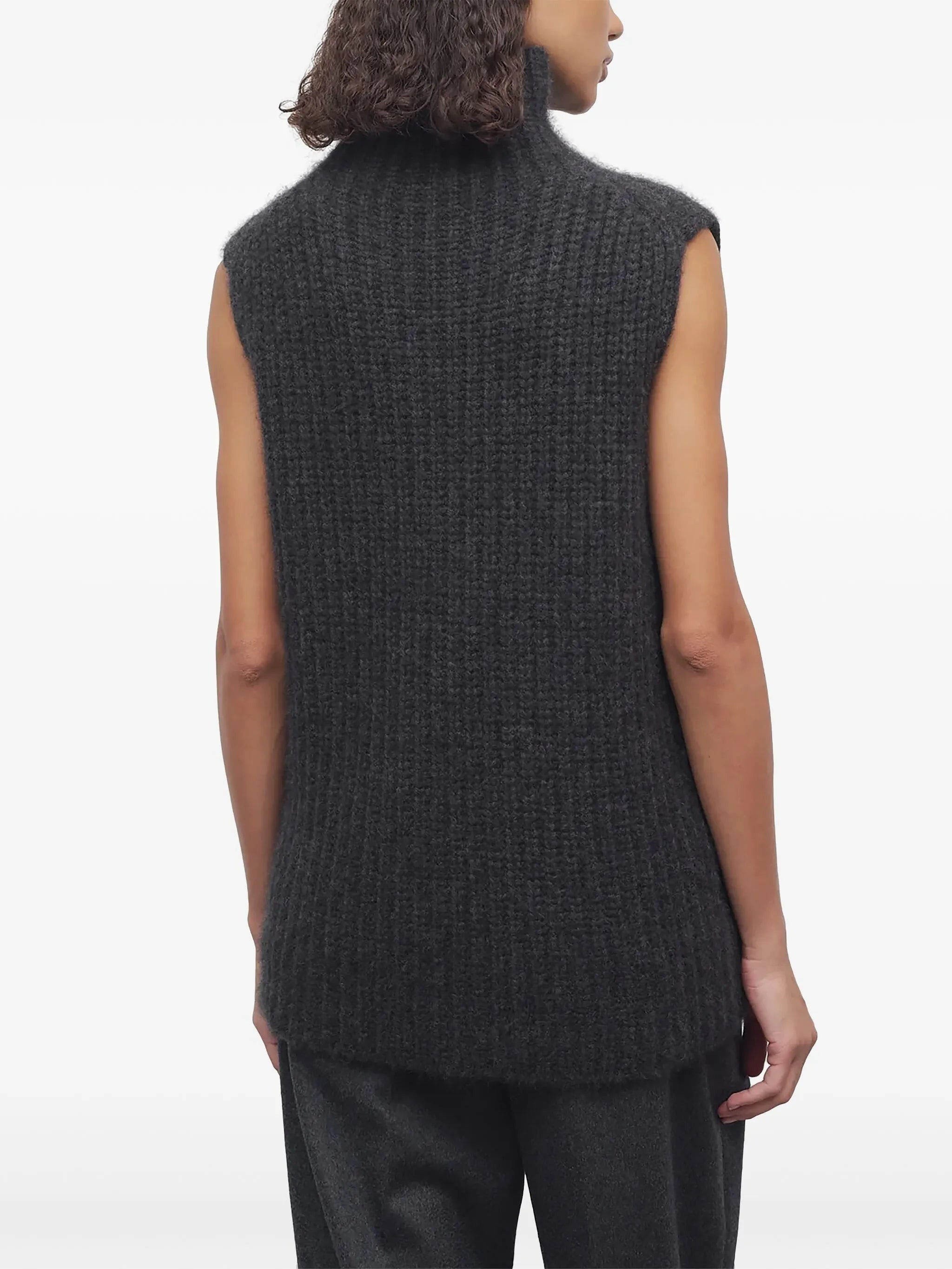 Ilena knitted vest - 4