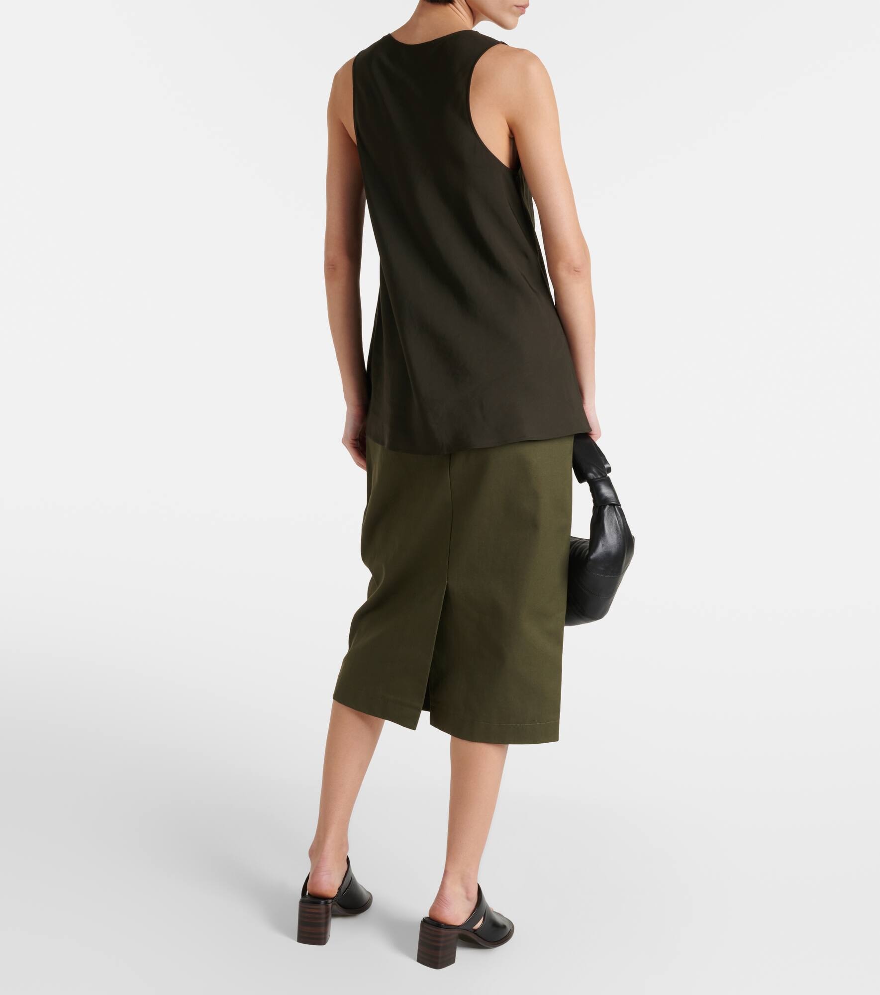Scoop-neck tank top - 3