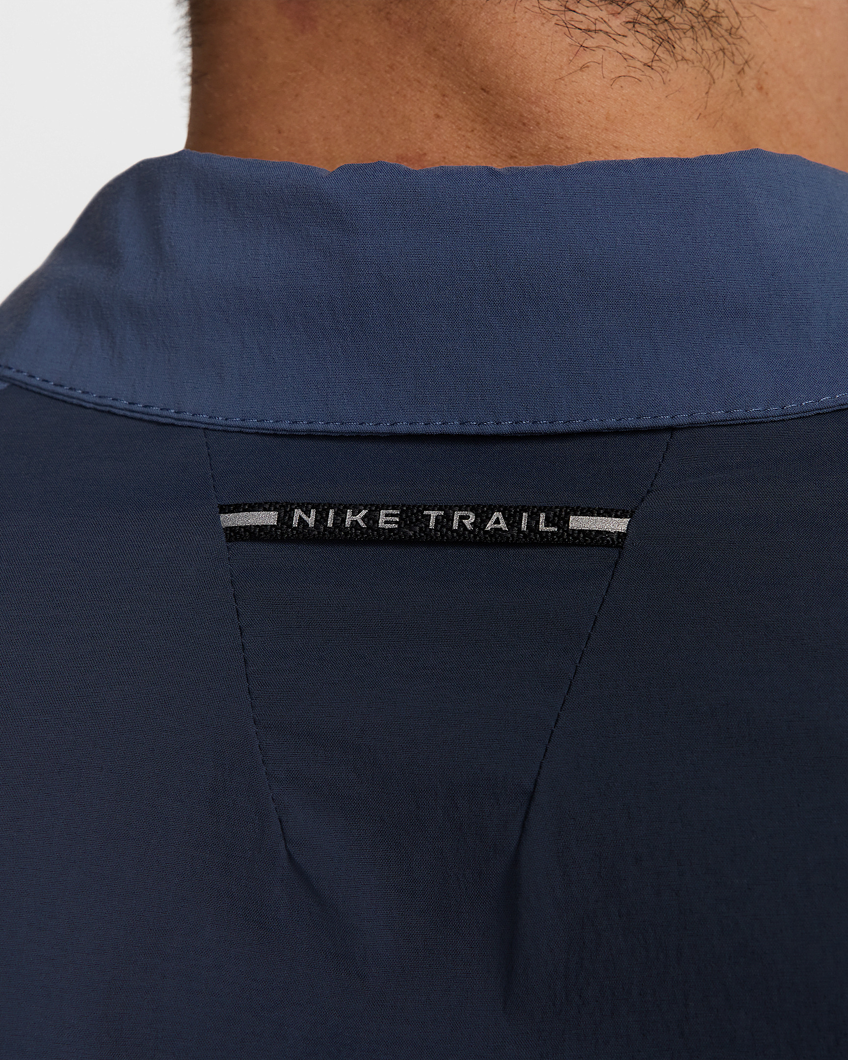 Nike Trail Men's Dri-FIT ADV UV Running Shirt Jacket - 4