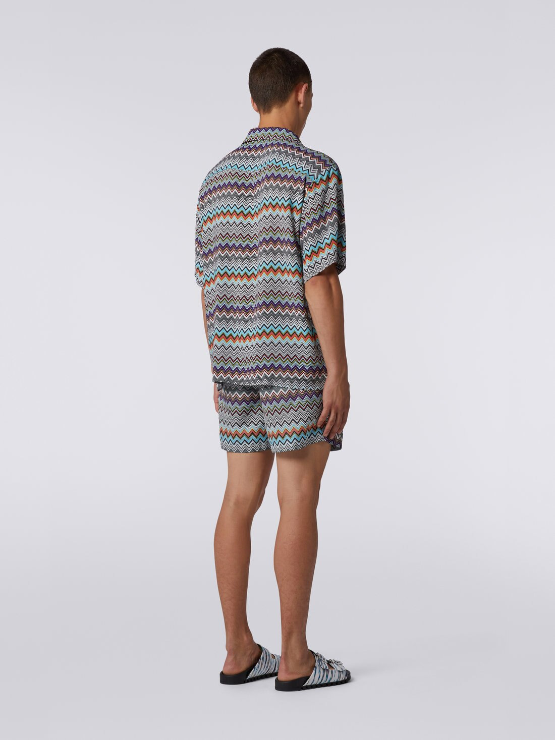 Short-sleeved viscose bowling shirt - 4