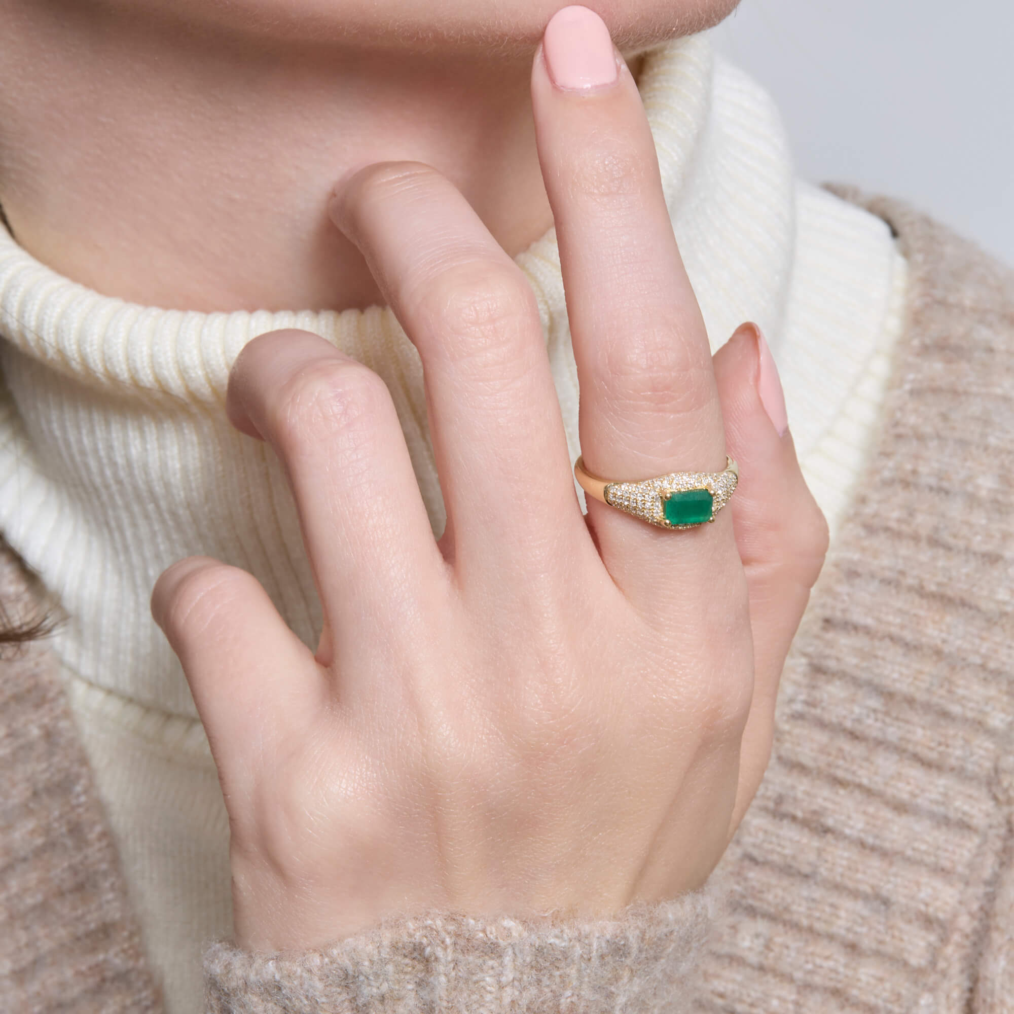 Claudia Emerald Signet Ring - 2