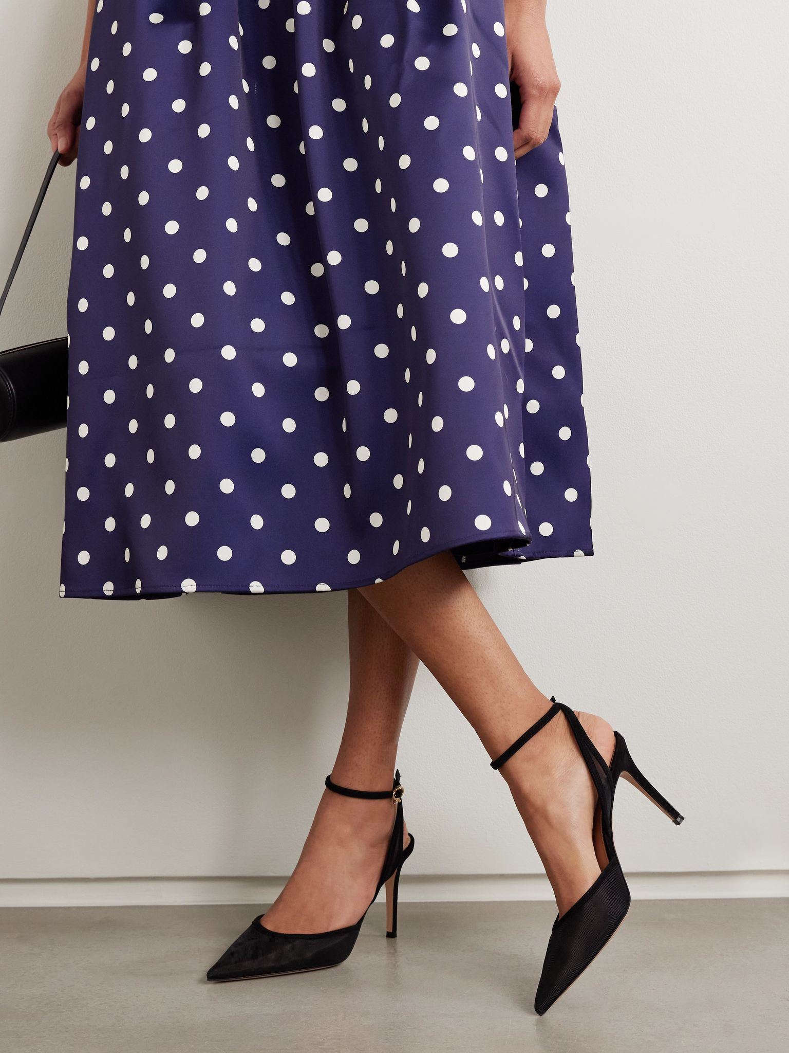 85 suede-trimmed mesh pumps Black - 2