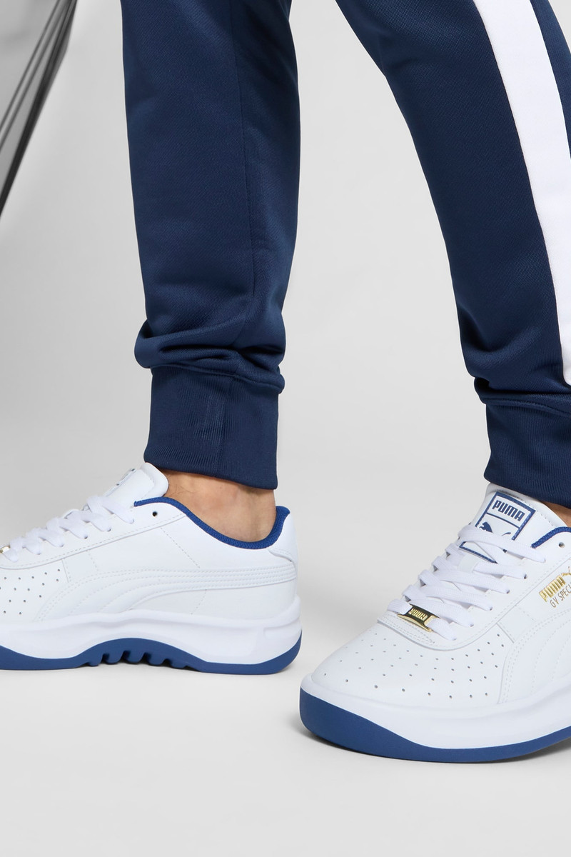 PUMA GV 스페셜 스니커즈 outlook