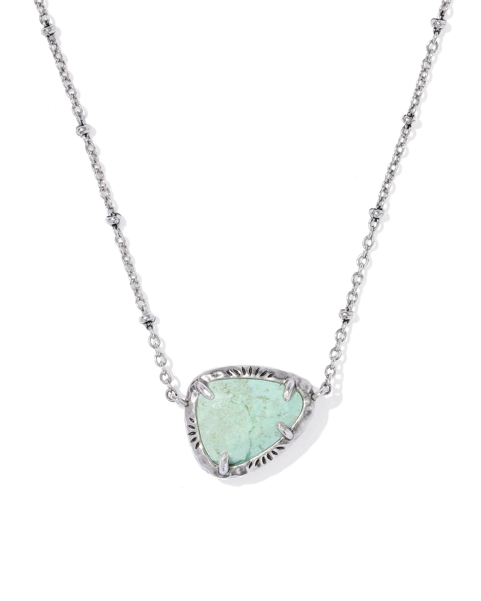 Jamie Etch Frame Vintage Silver Short Pendant Necklace - 1