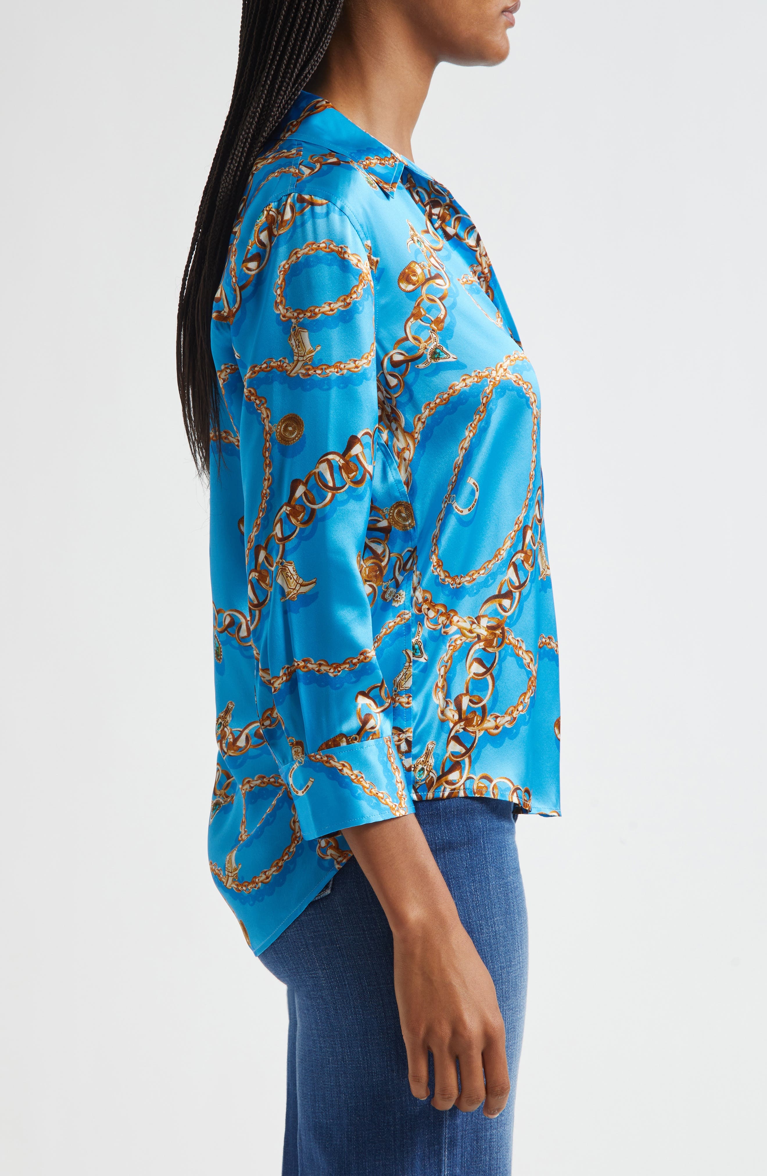 L'AGENCE Dani Chain Print Three-Quarter Sleeve Silk Button-Up Shirt in Dresden Blue/Gold Chain at No - 3
