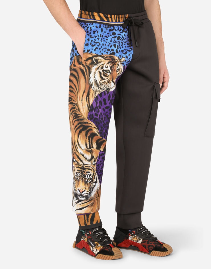 Technical jersey jogging pants with tiger print - 4