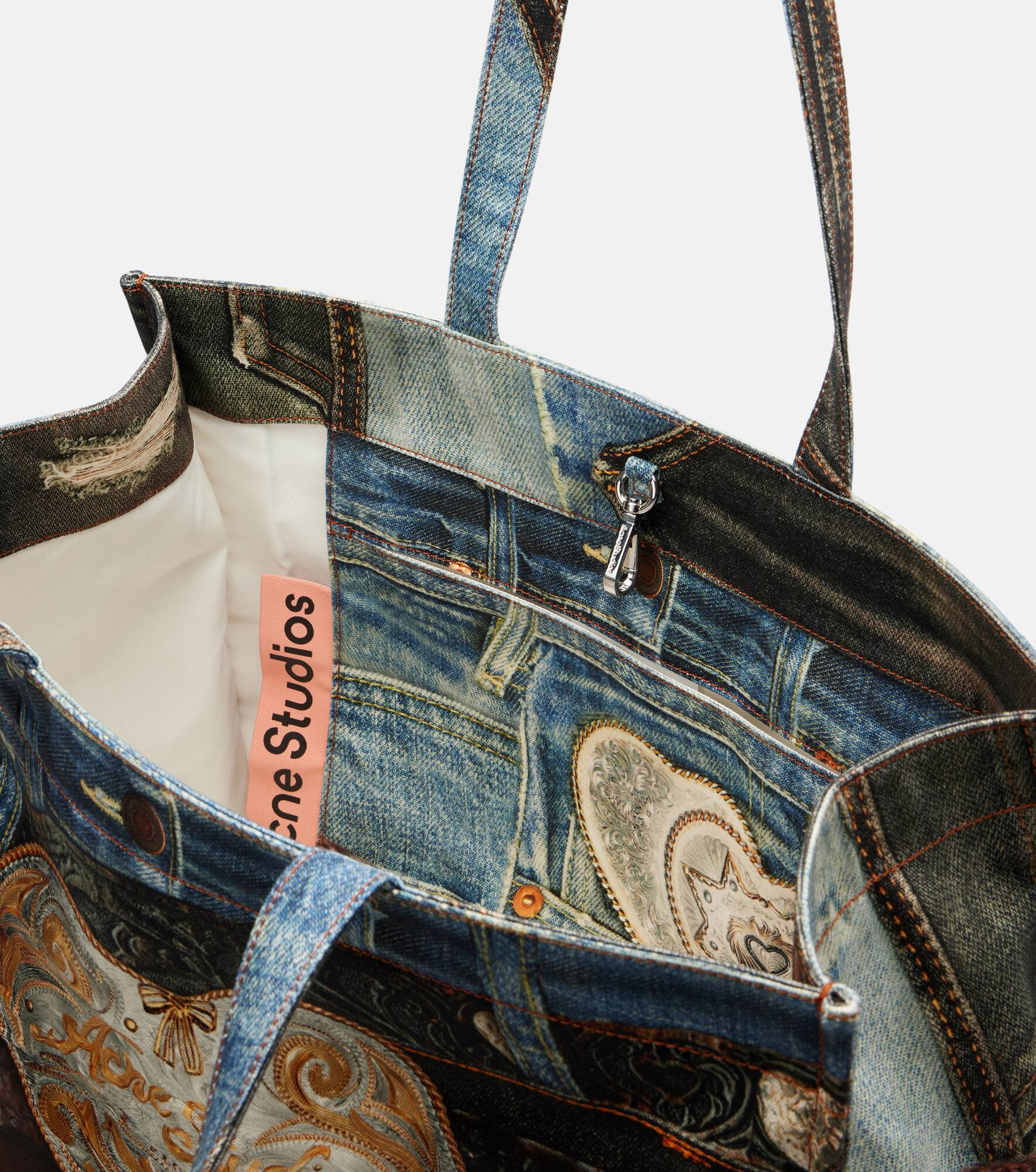 Embossed canvas tote bag - 3