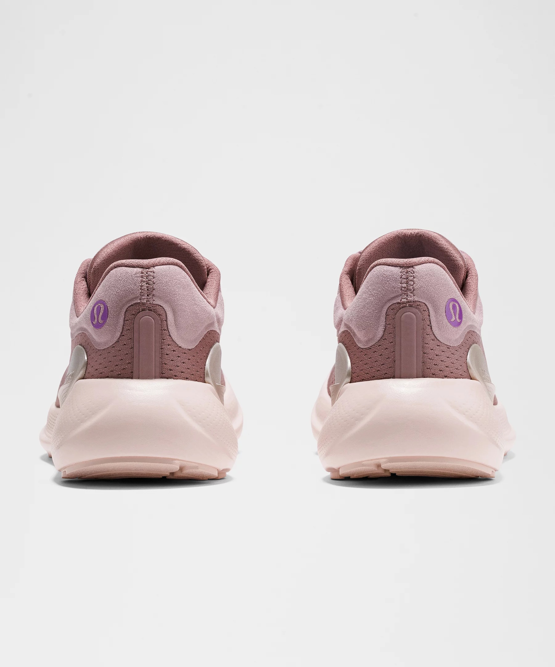 Women's Beyondfeel Running Shoe - 6