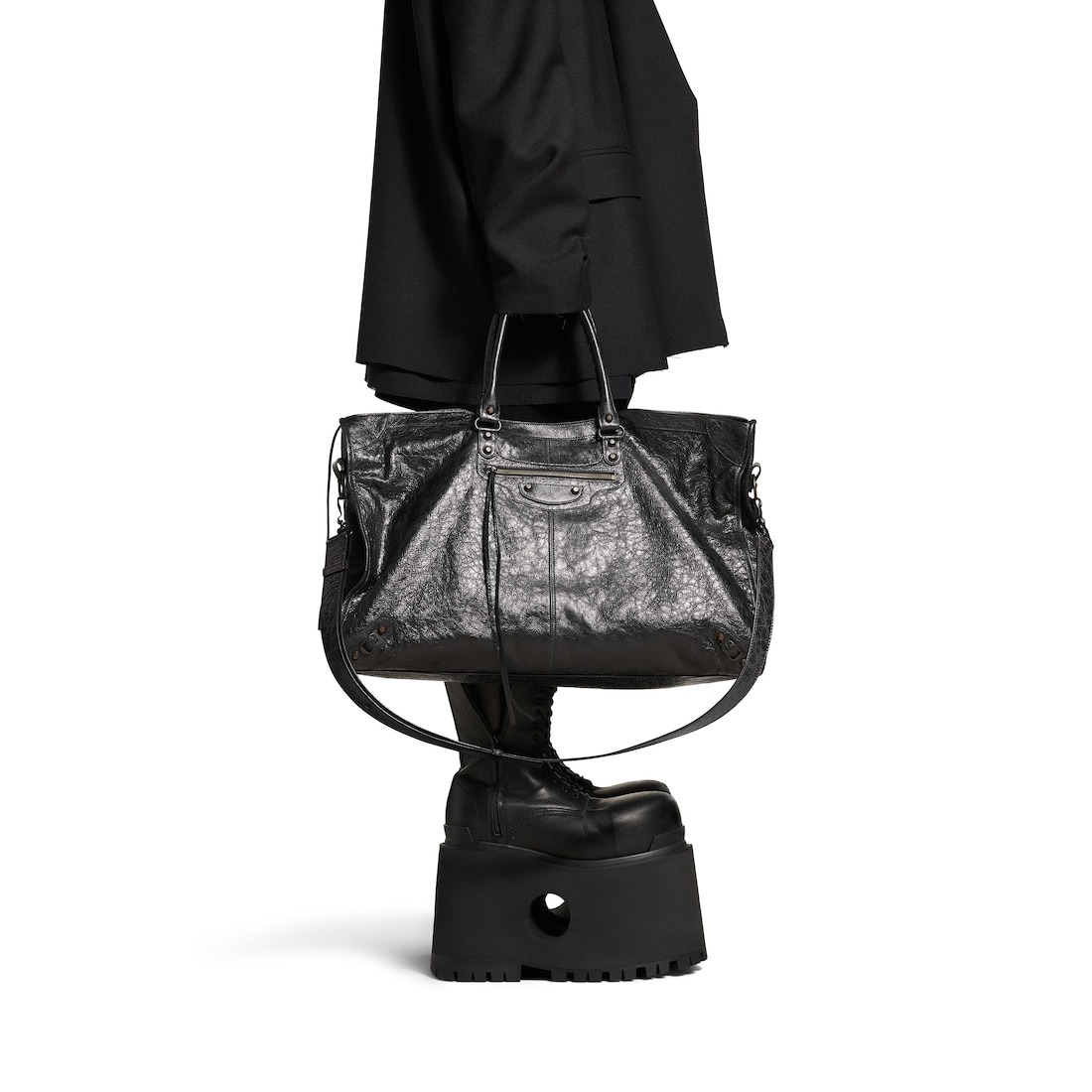 Men's Le City Travel Bag in Black - 8