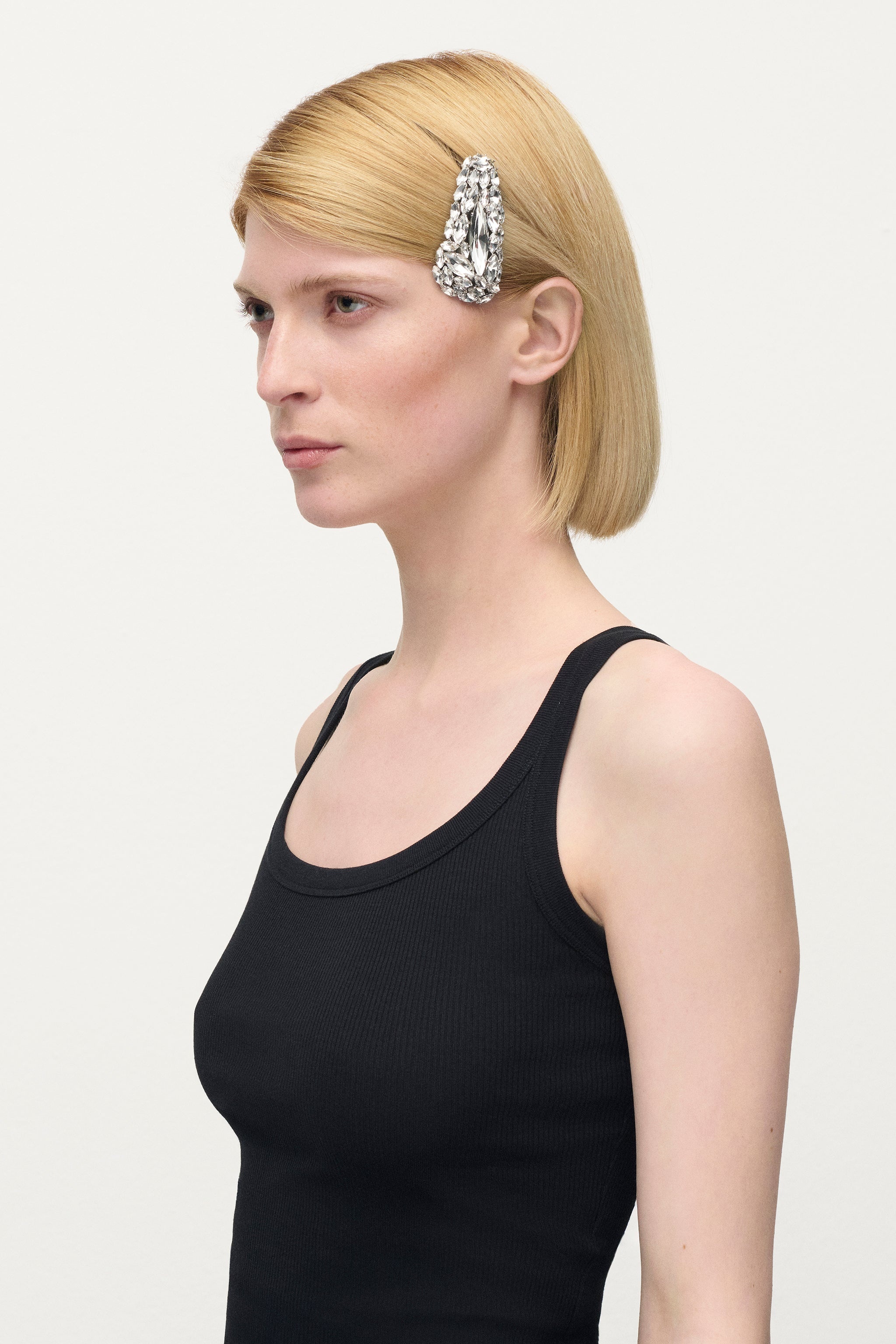 MEDIUM CRYSTAL CLUSTER TRIANGLE HAIRCLIP - 2