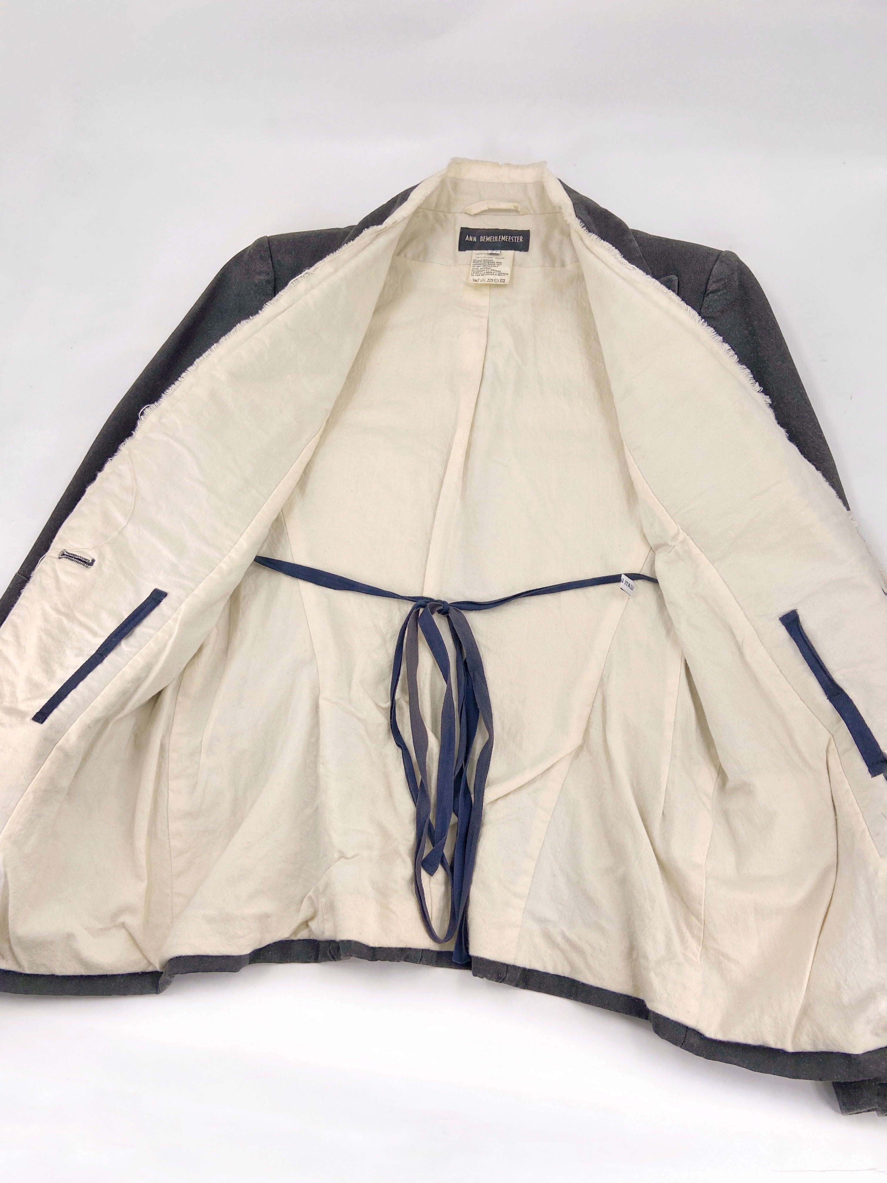 Ann Demeulemeester Fall 2000 Distressed Bondage Glitter Blazer with Exposed Lining 36 - 11
