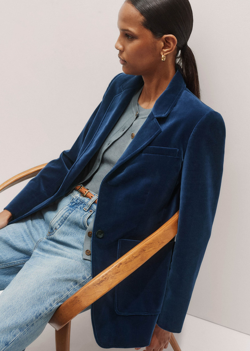 Sharp Shoulder Blazer 1