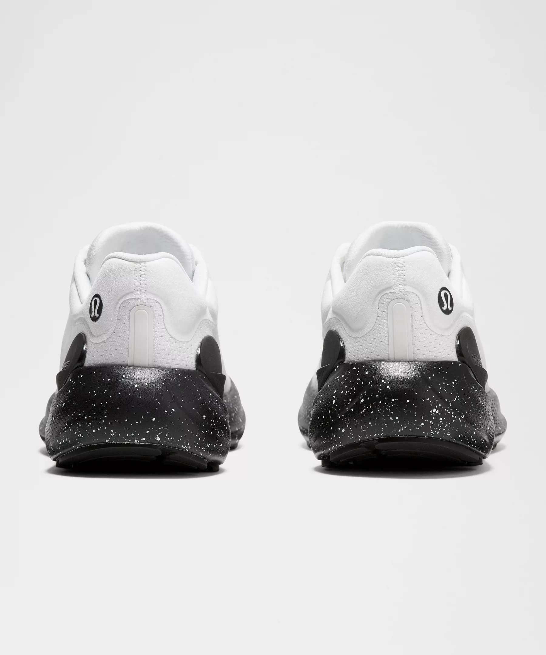 Men's Beyondfeel Running Shoe - 6