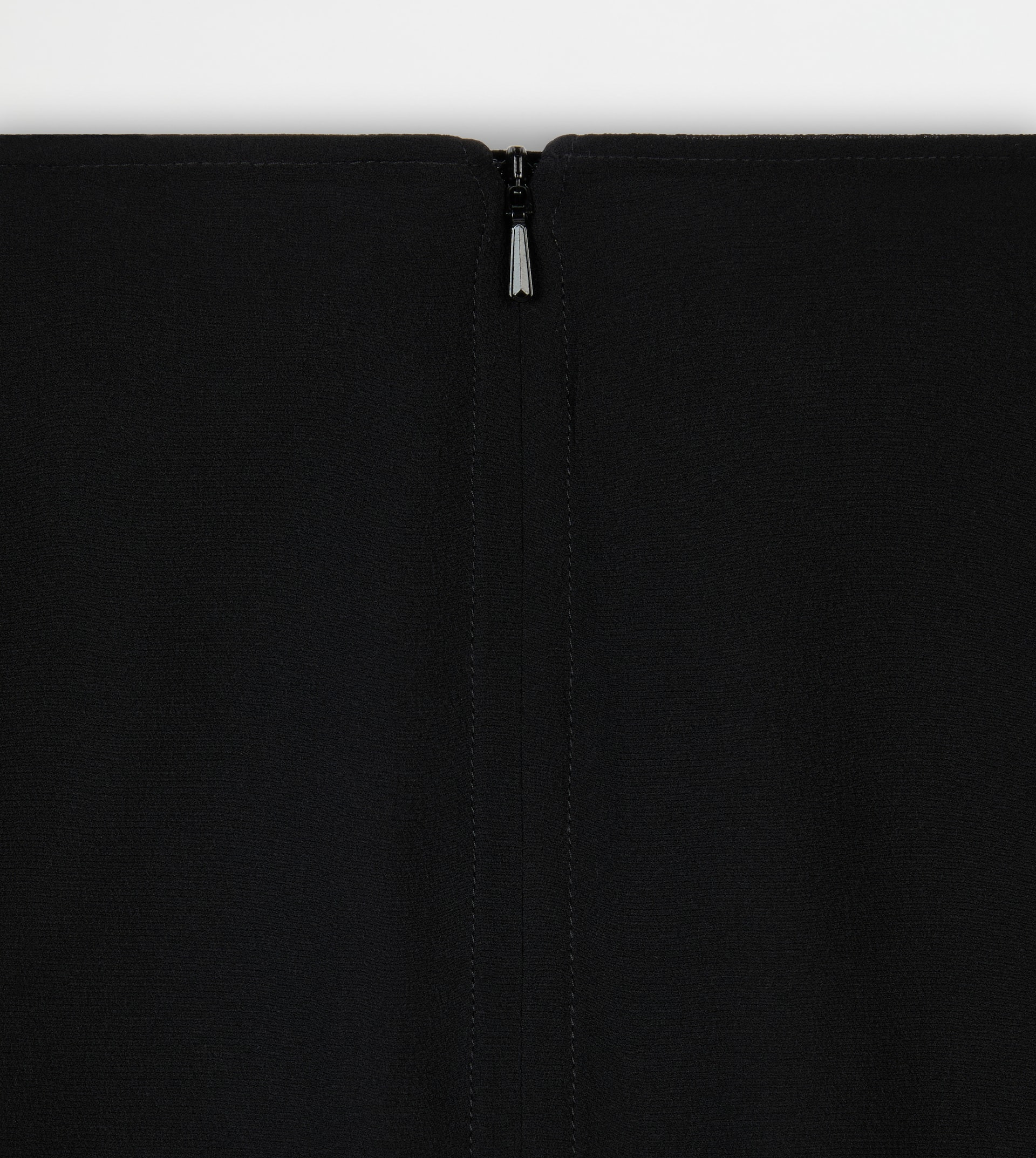 SKIRT IN SILK - BLACK - 3