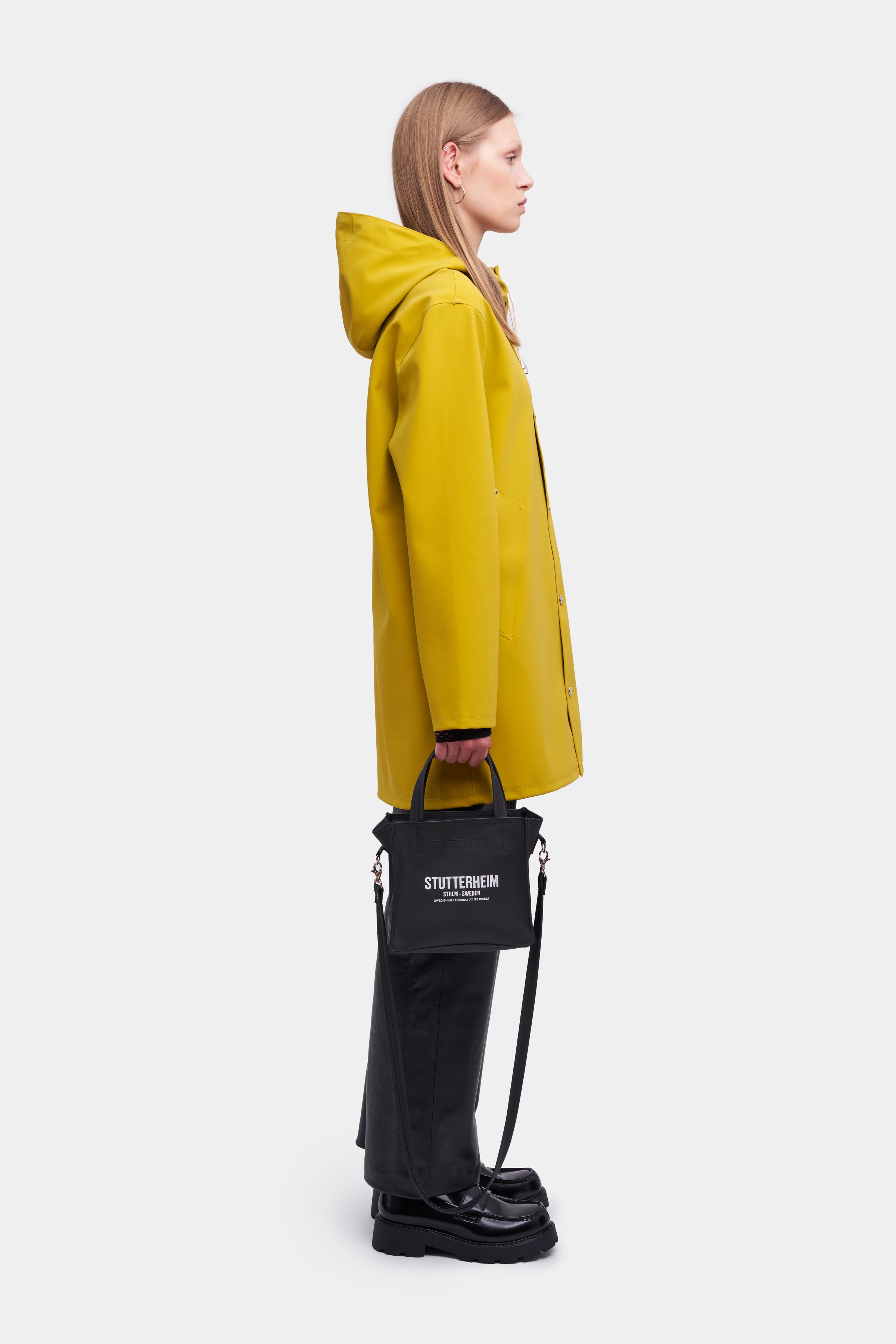 Stockholm Matte Raincoat Gold - 3