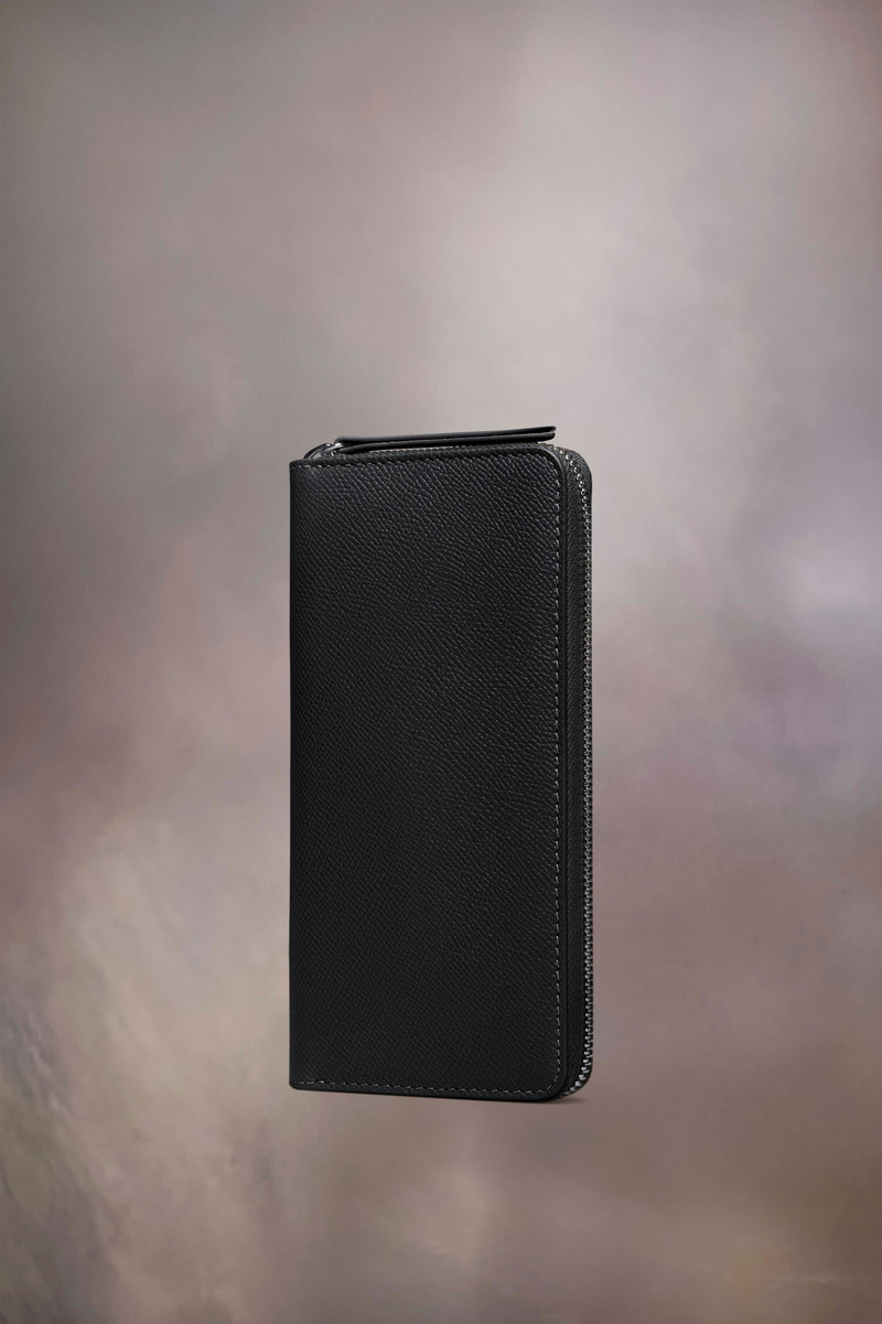Four stitches zip-around wallet 1