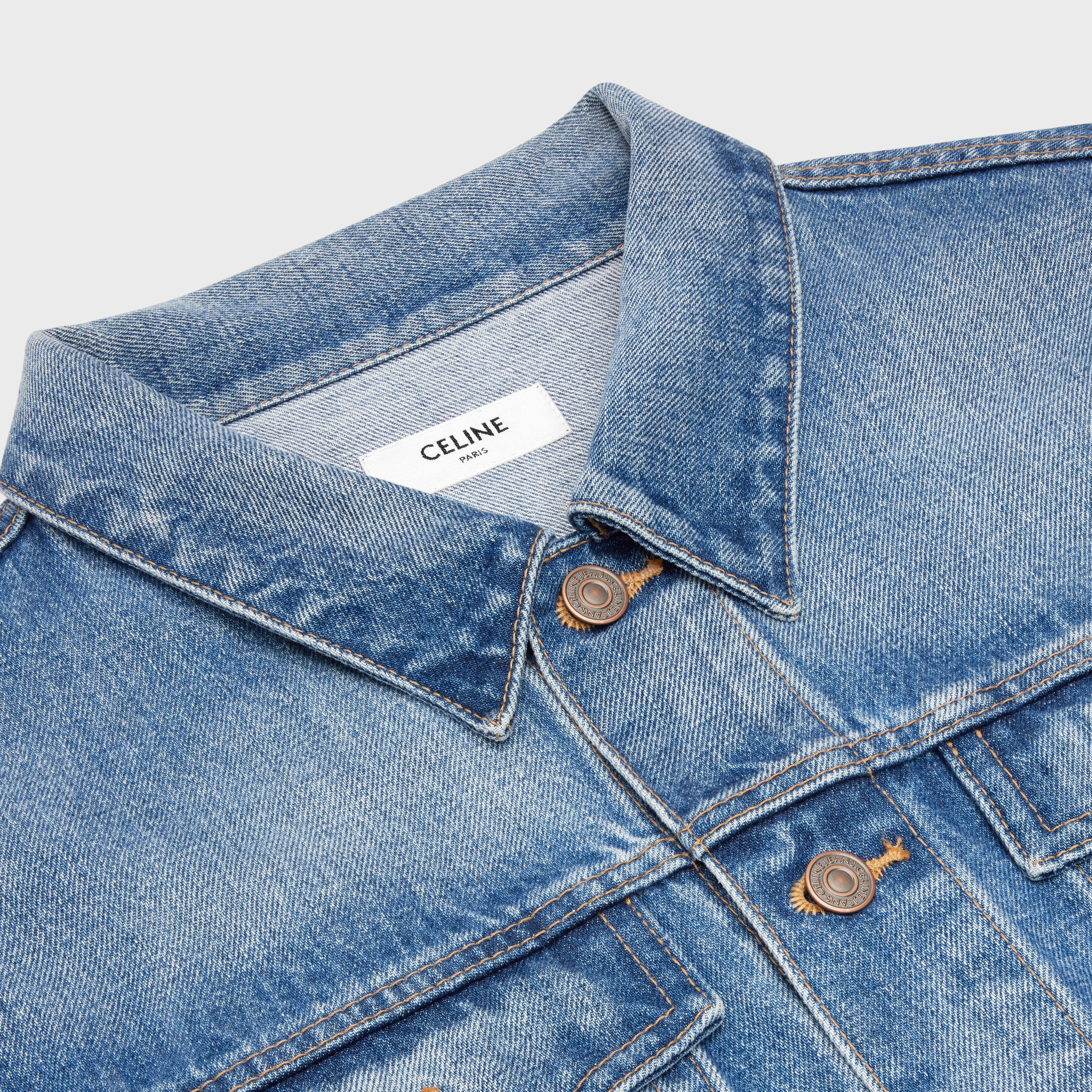 V-shaped trucker jacket in pismo wash denim - 3