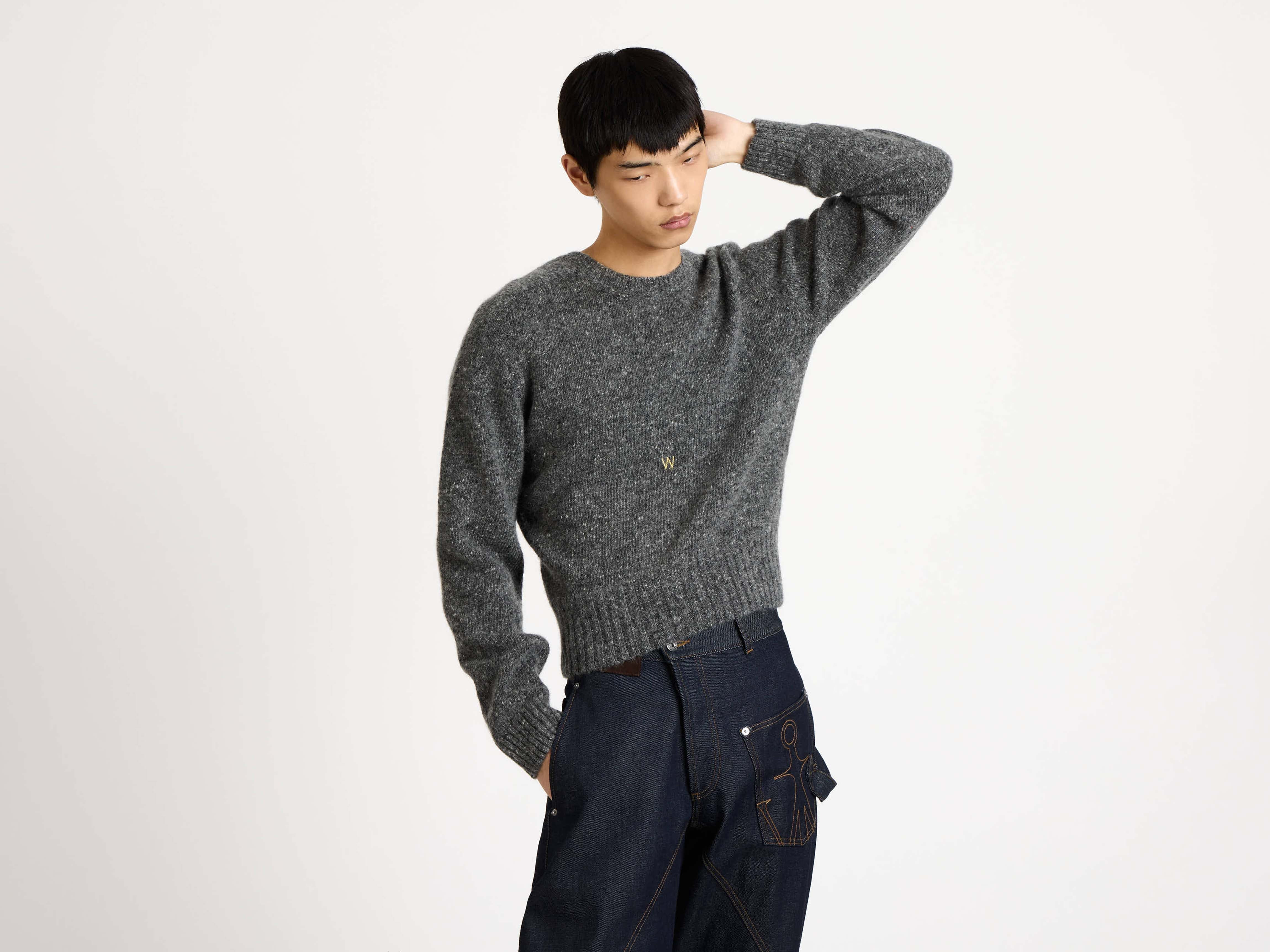 SLEEVE EMBROIDERED CREW NECK JUMPER IN CHARCOAL MELANGE - 6