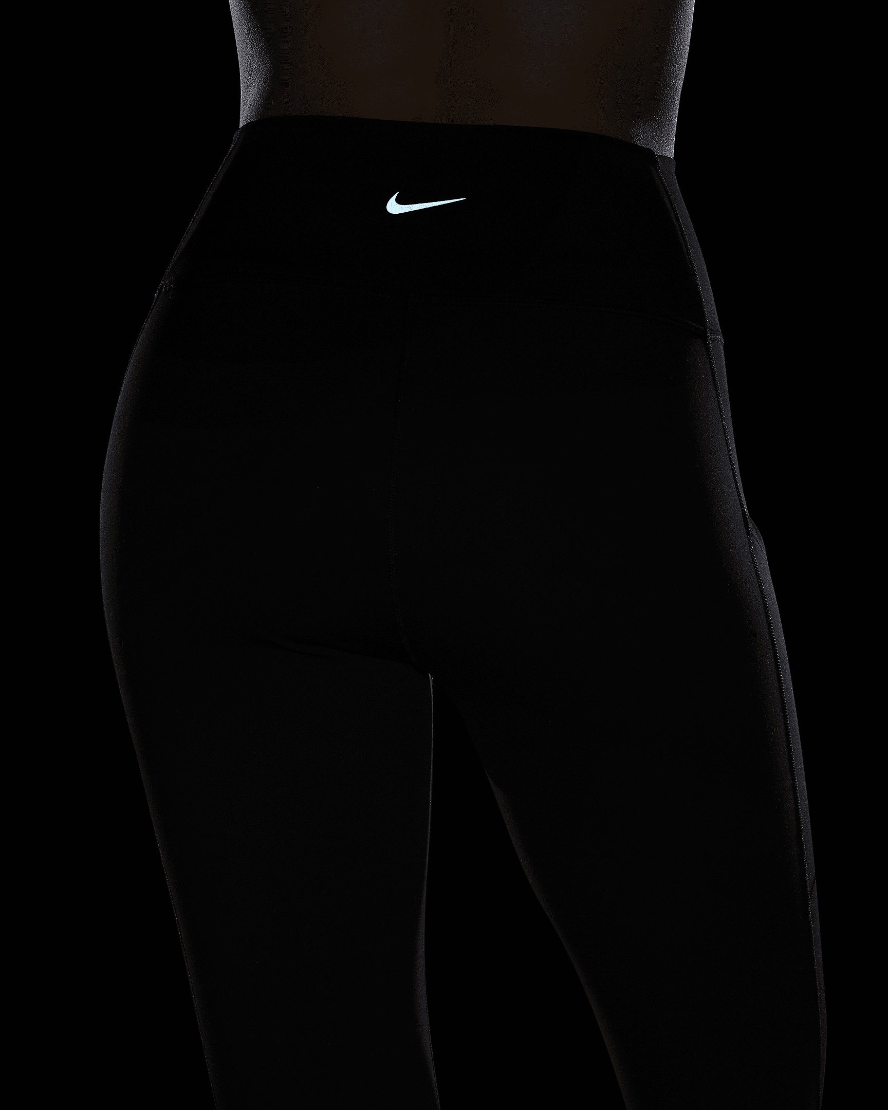 Nike One Women's High-Waisted 7/8 Leggings with Pockets - 9