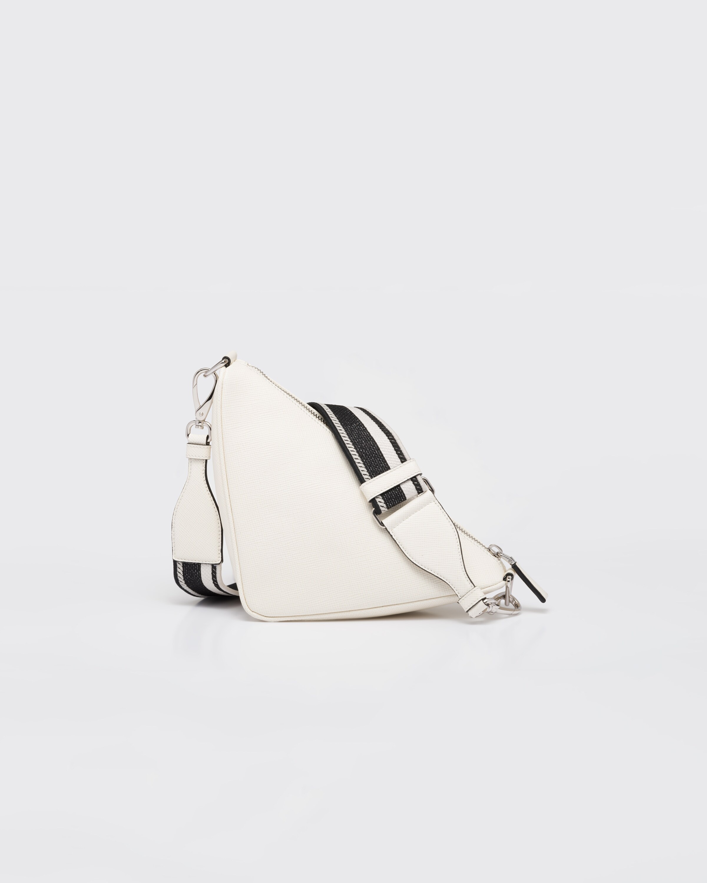 Saffiano Prada Triangle bag - 4