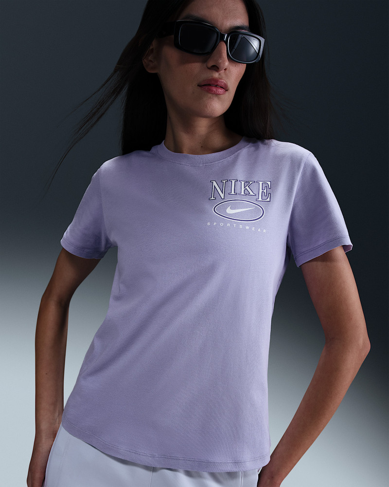 Nike Sportswear Club Women's Short-Sleeve Graphic T-Shirt 1
