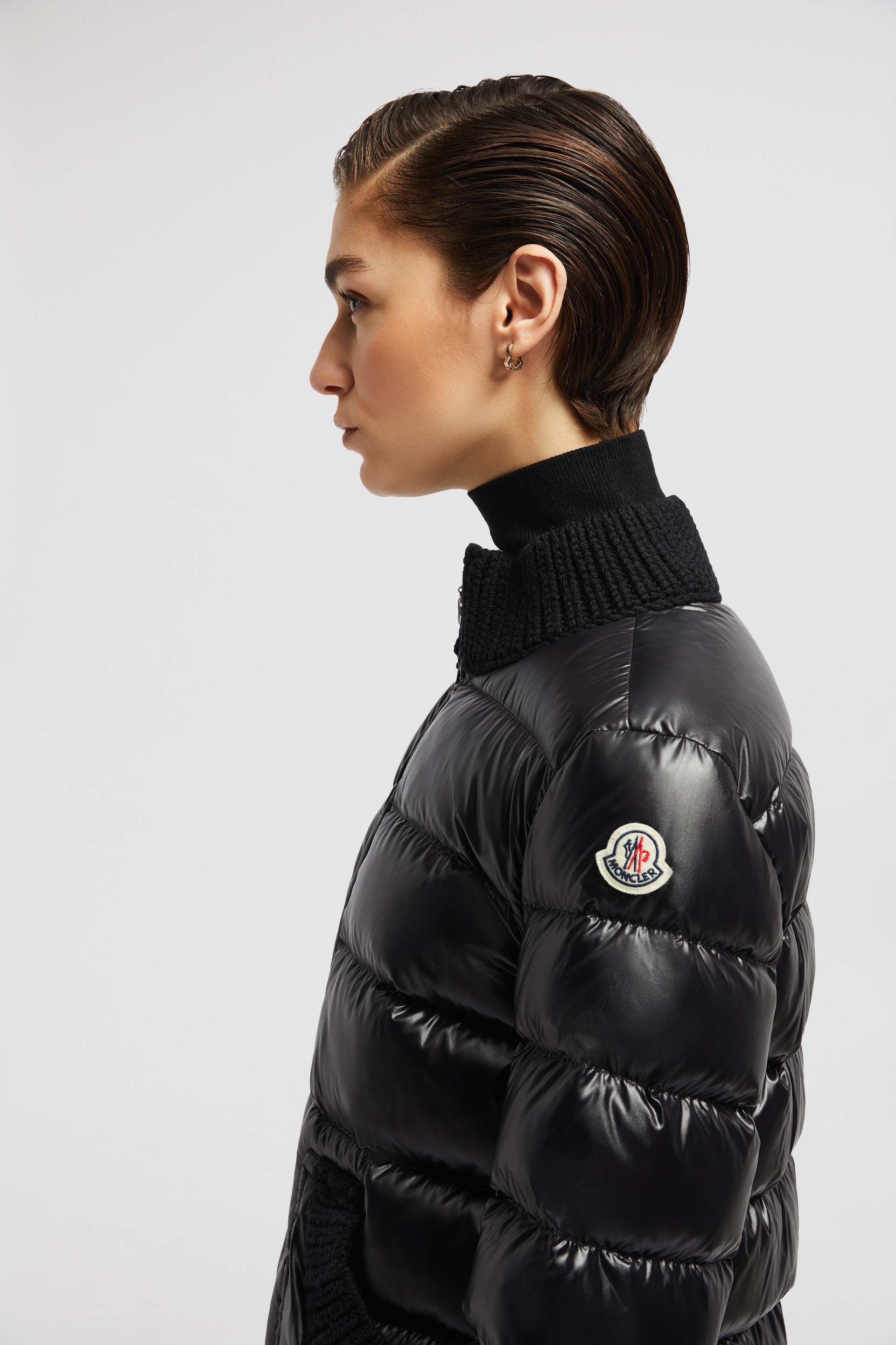 Arcelot Short Down Jacket ★関税込★ Moncler Arcelot Short Down Jacket | REVERSIBLE