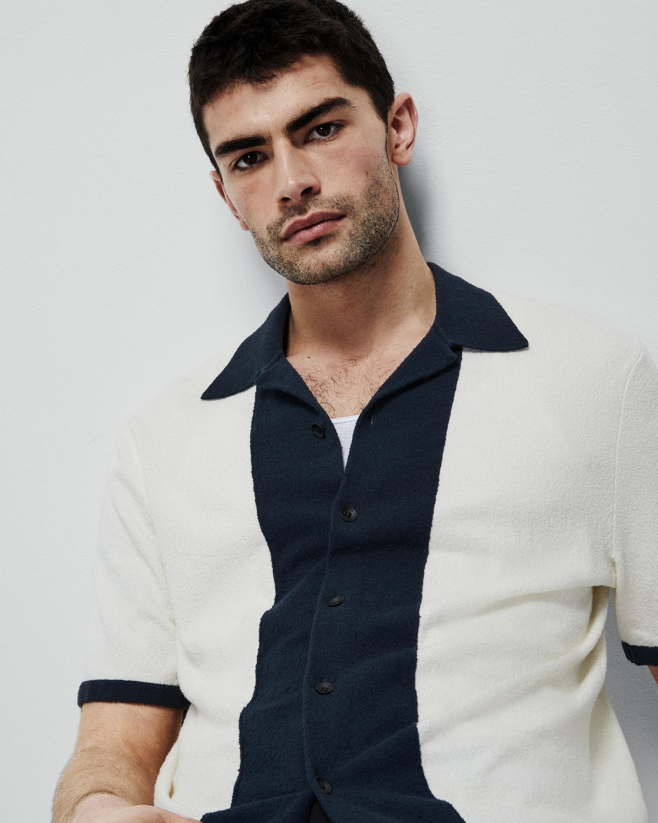 Avery Zuma Toweling Shirt
Classic Fit Shirt - 2