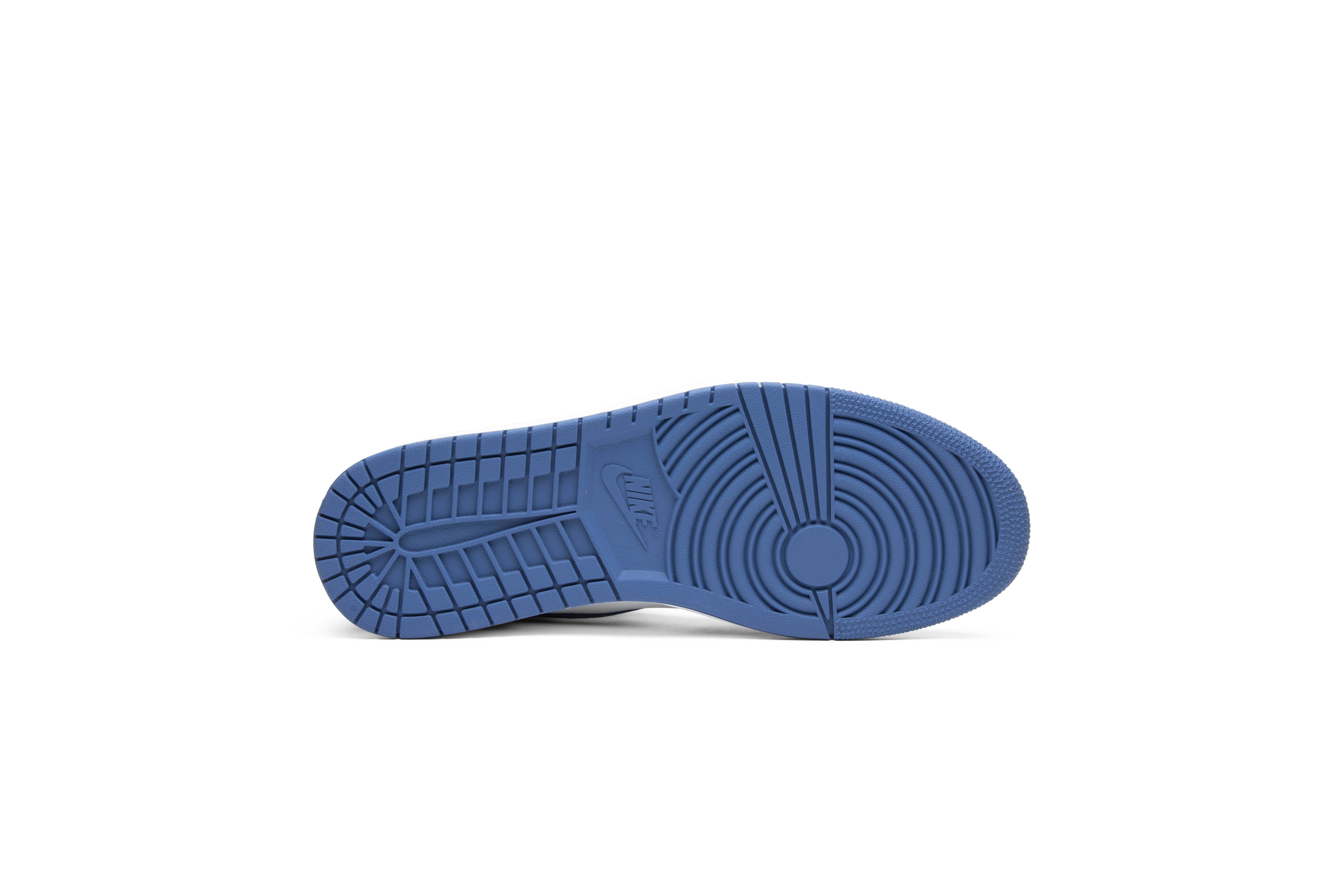 Air Jordan 1 Retro High OG 'Blue Moon' - 4