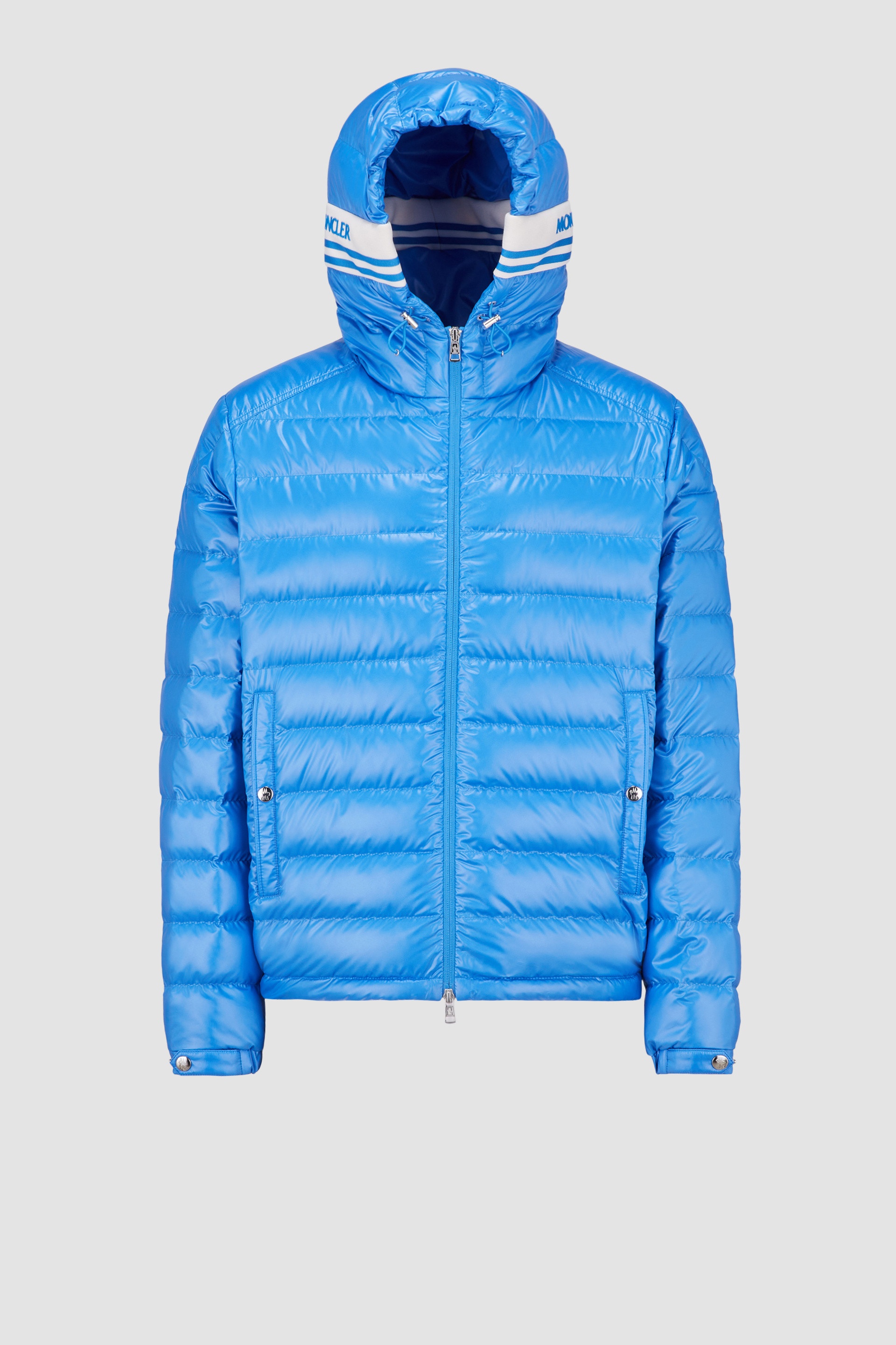 MONCLER チルドレン　110くらい　ライトブルージャケット　使用感あり 24190953_54272579_1000.jpg