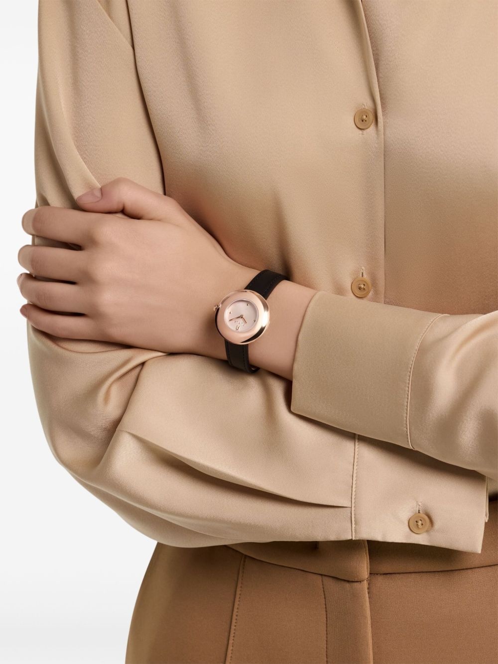 round-face watch - 3