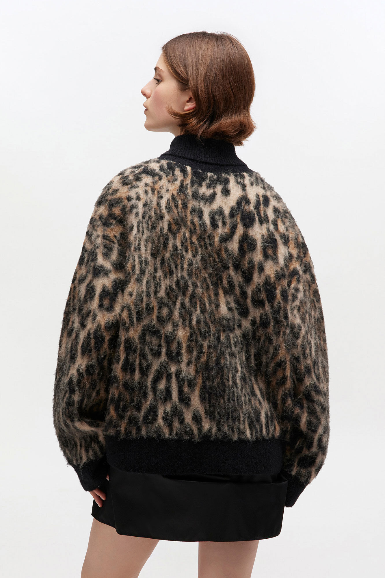 LEOPARD HIGH-NECK SWEATER - 4