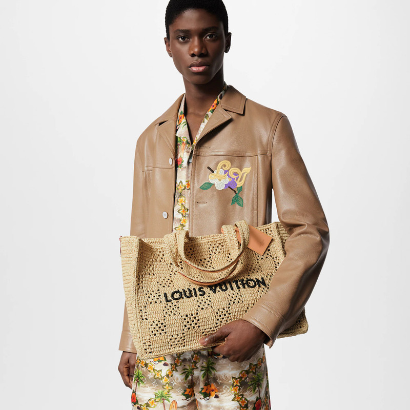 Louis Vuitton Summer Shopper Tote MM outlook