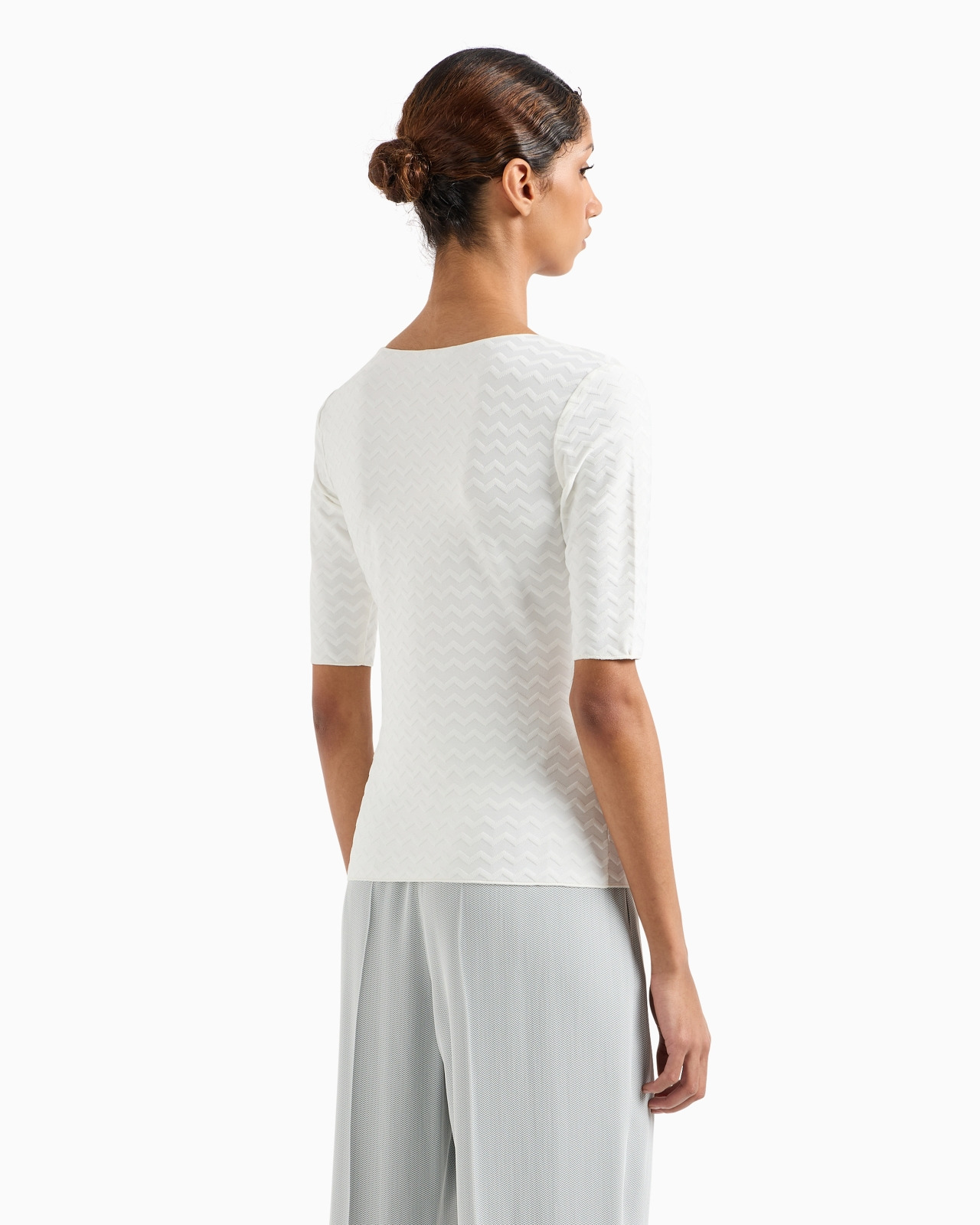 TWO-WAY STRETCH JACQUARD MOTIF NYLON-JERSEY V-NECK JUMPER - 3