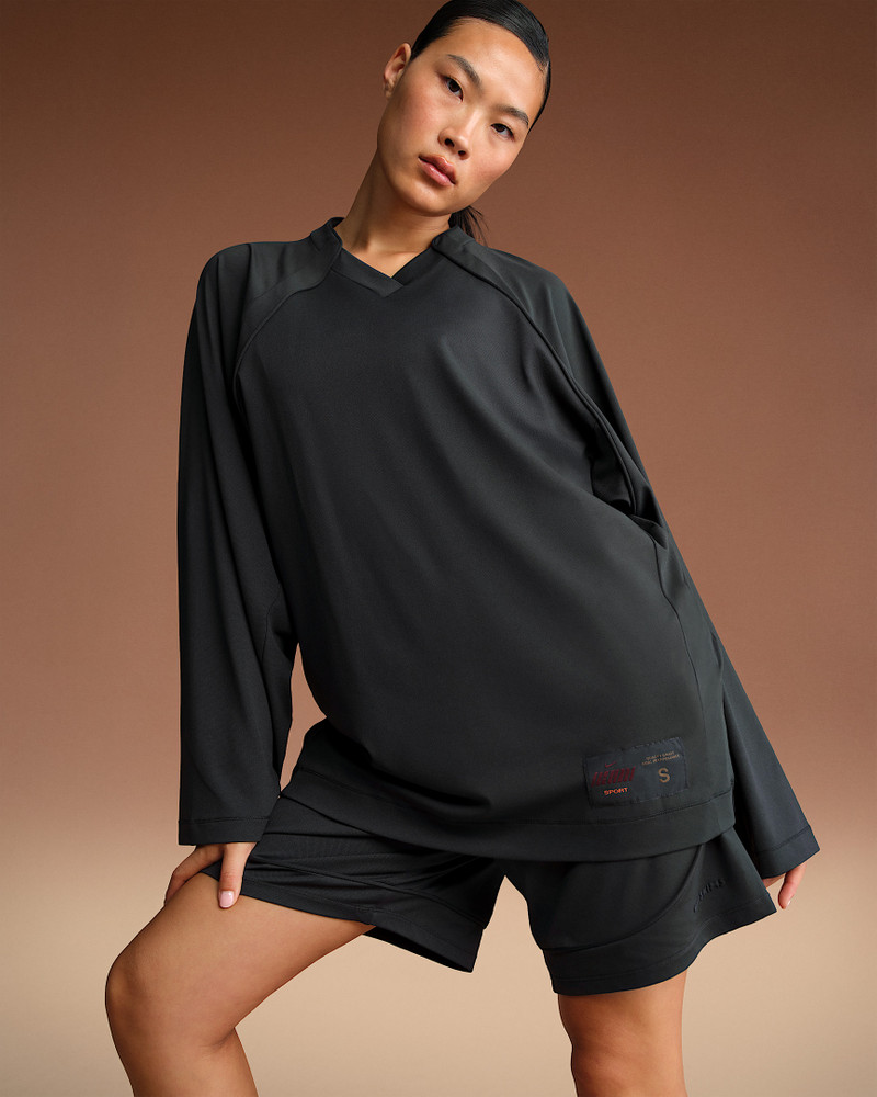 NikeSKIMS Airy Women's Oversized V-Neck Long-Sleeve Top 3
