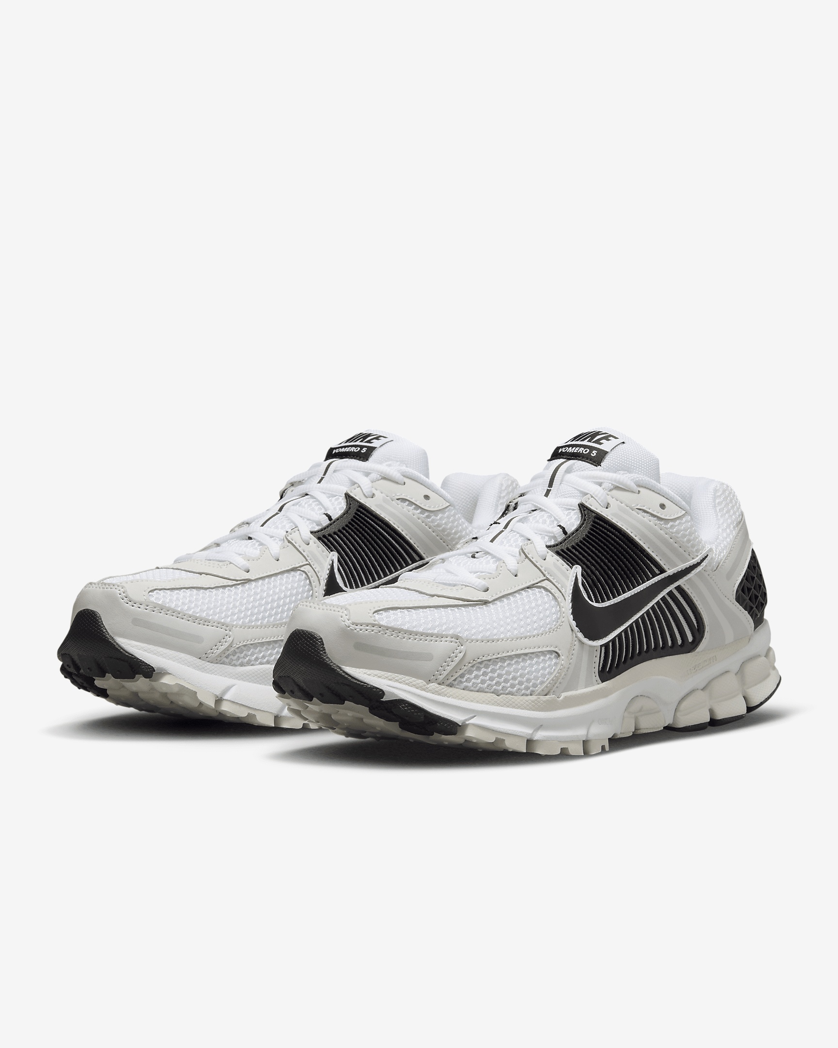 Nike Zoom Vomero 5 Men's Shoes - 5