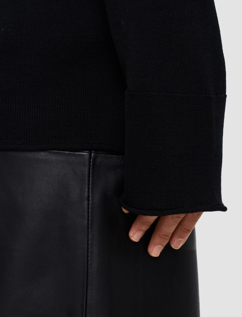 Super Fine Merino Silk V Neck Jumper 5