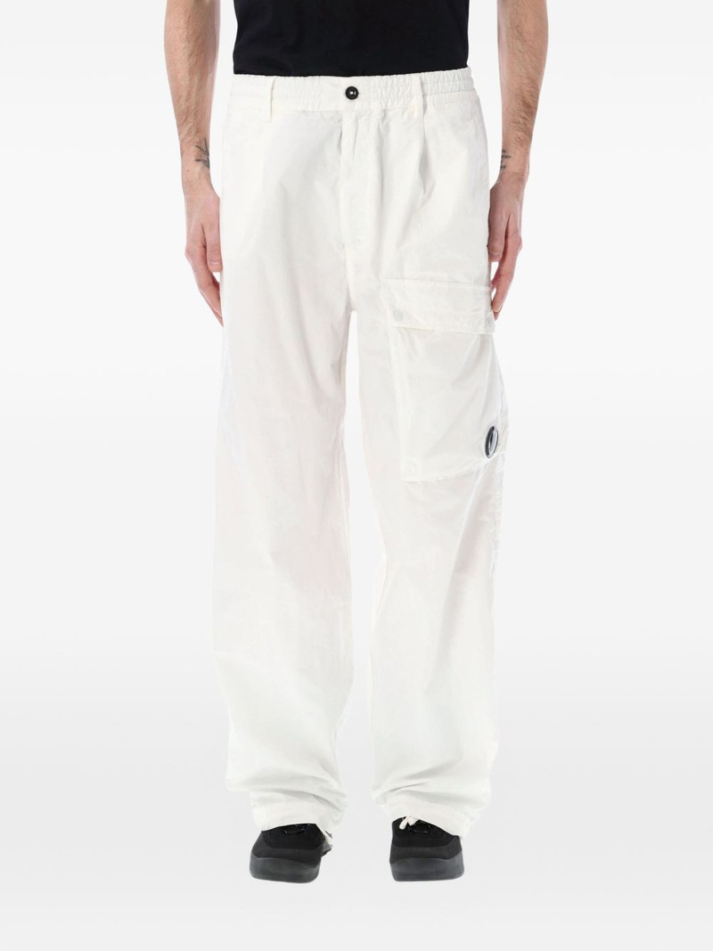 belt-loop buttoned trousers 1