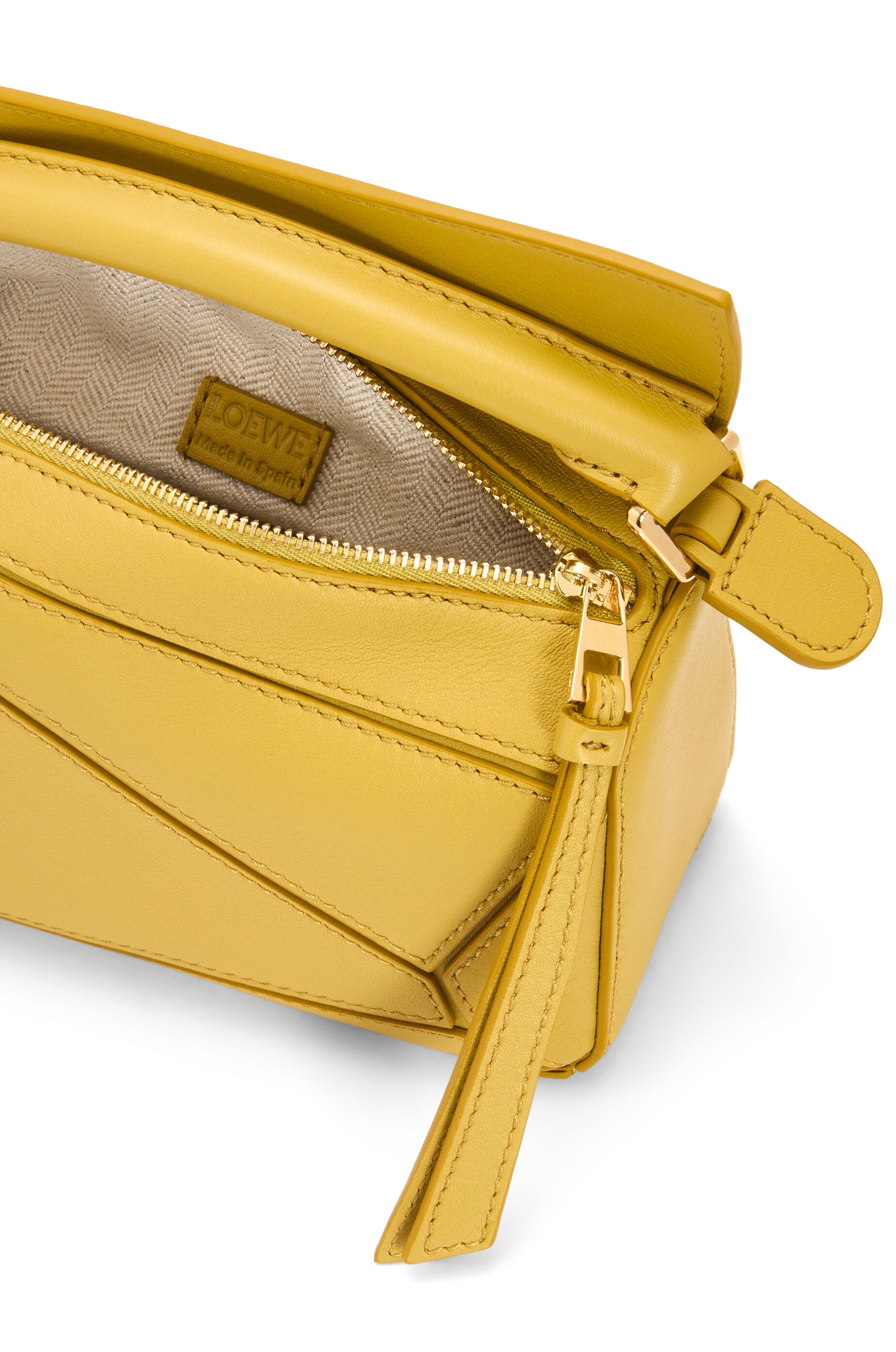 Mini Puzzle bag in classic calfskin - 8