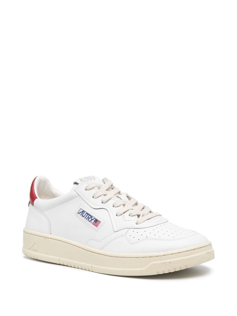 AUTRY Medalist low-top sneakers outlook