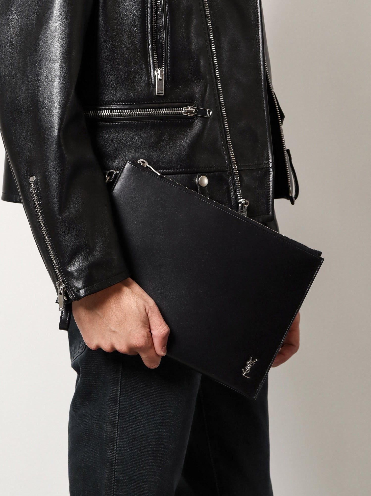 Saint Laurent Men Leather Clutch With Monogram Detail - 2