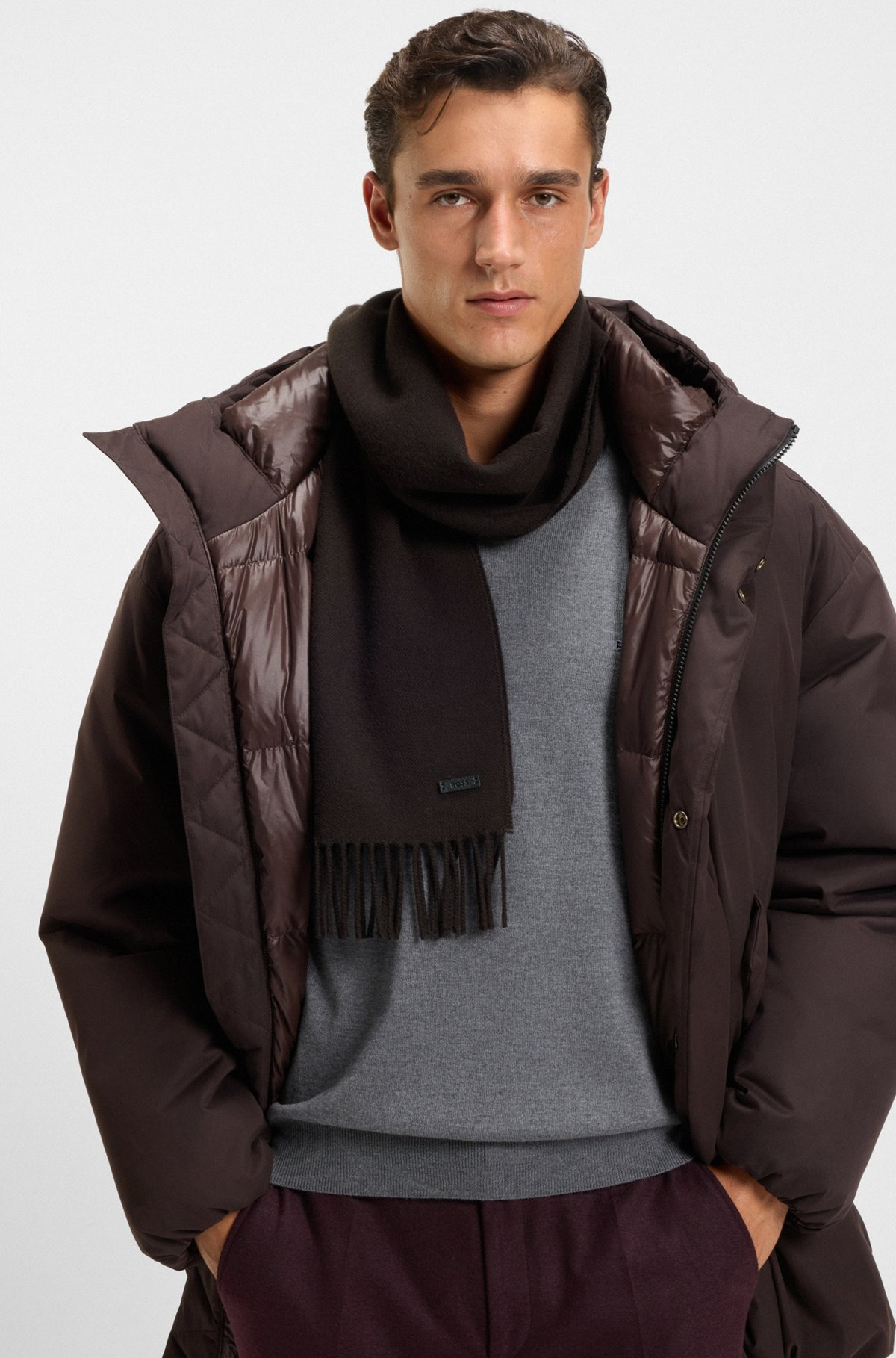 ITALIAN-MADE SCARF IN WOOL WITH LOGO PATCH - 2