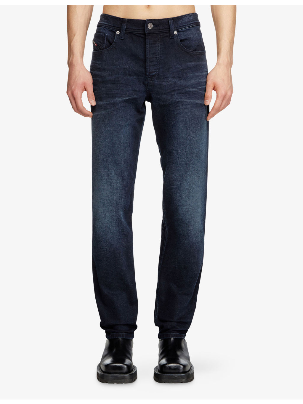 2023 D-Finitive Tapered-Leg Regular-Fit Denim-Blend Jeans - 3