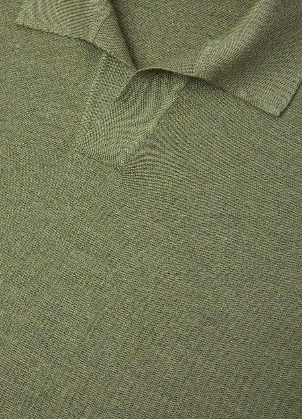 Buttonless Polo-shirt - 7