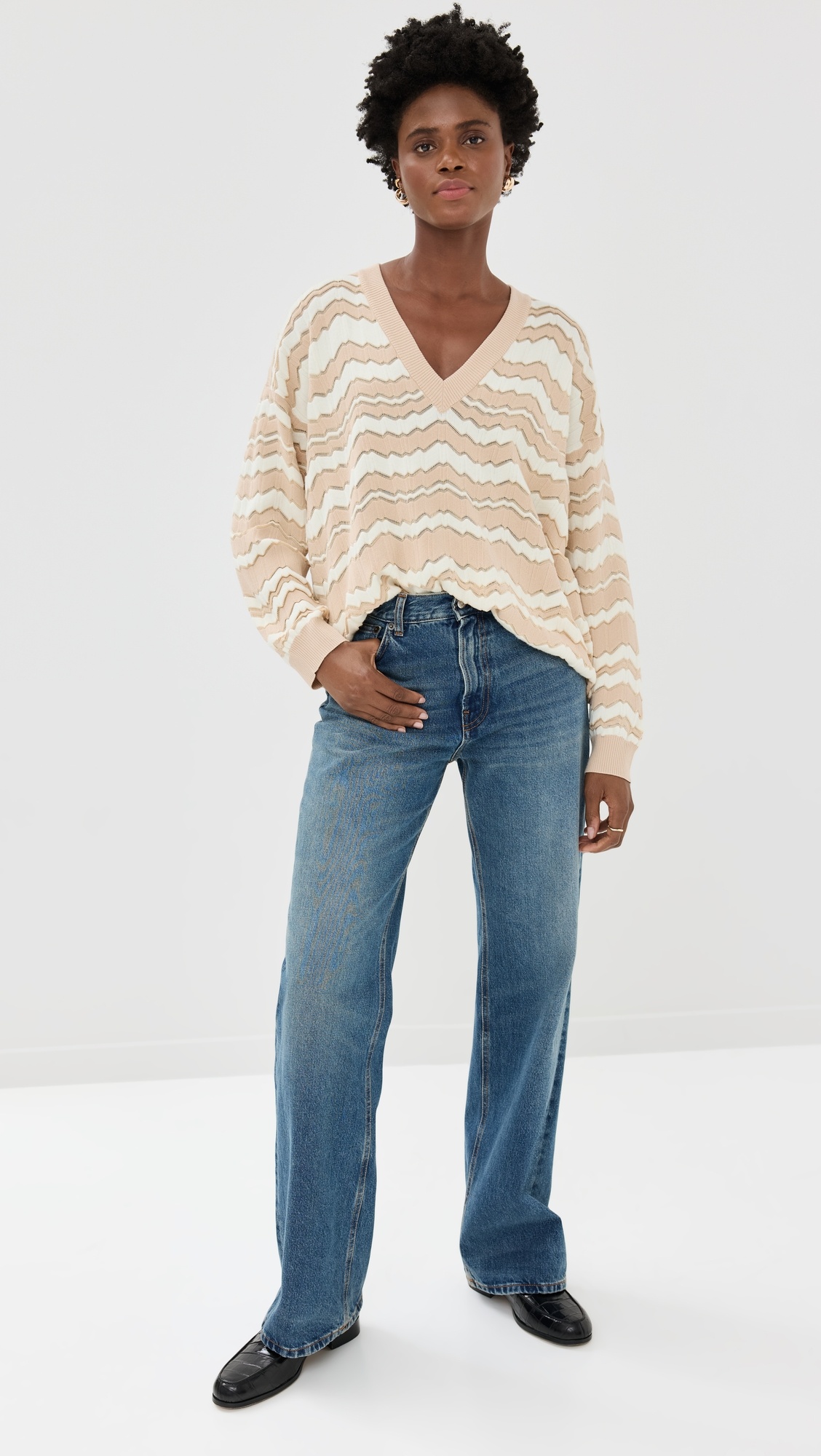 V Neck Sweater - 4