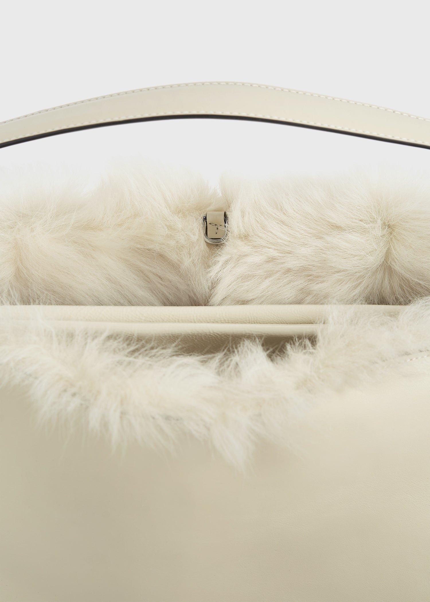 Shearling bag ecru - 7