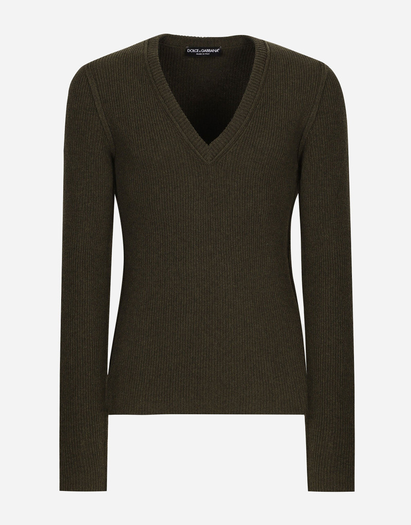 Wool V-neck sweater 1