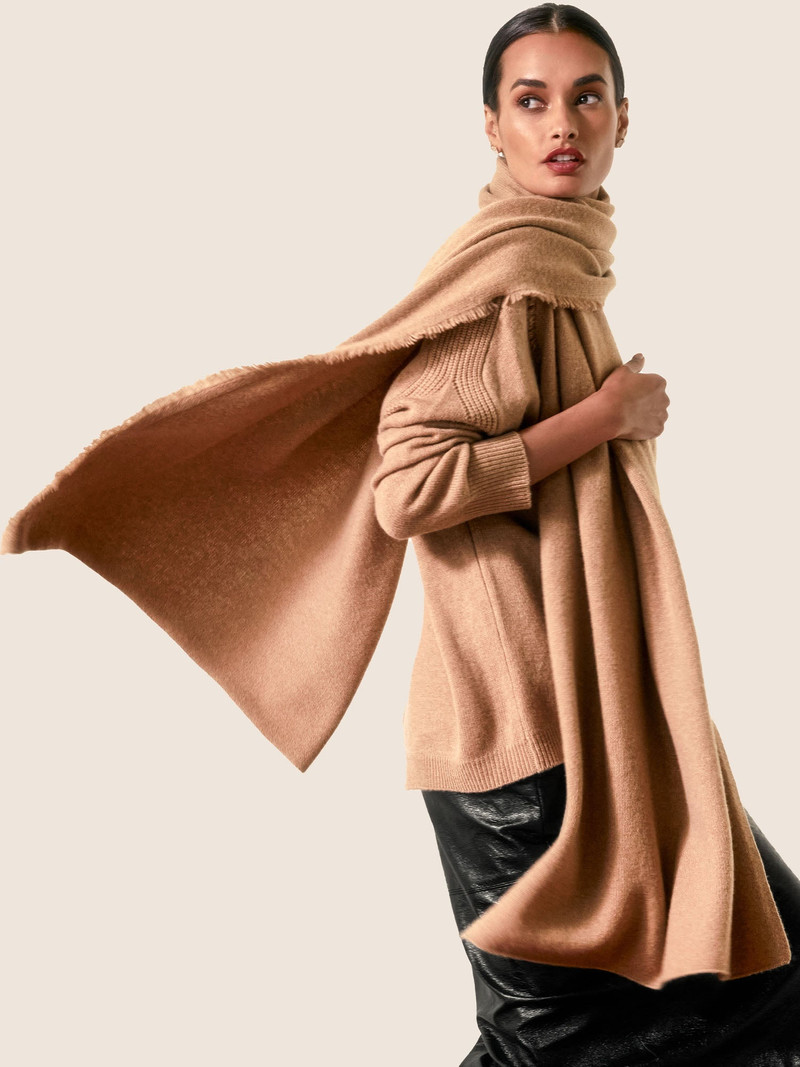 BROCHU WALKER The James Vee Sweater outlook