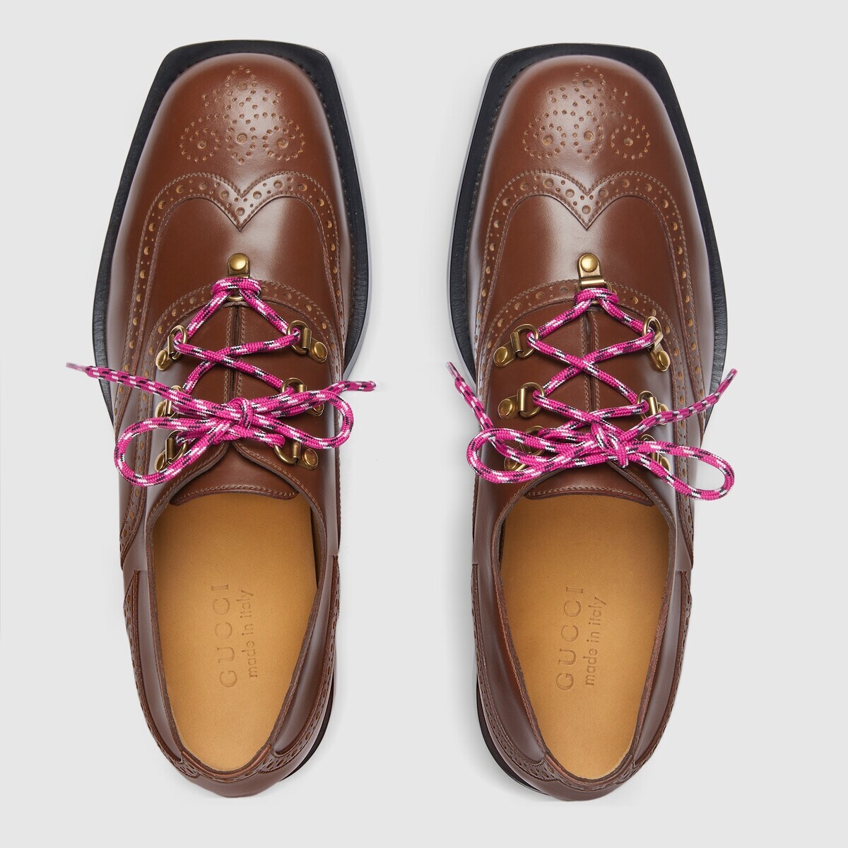 Men's lace-up shoe with brogue details - 5